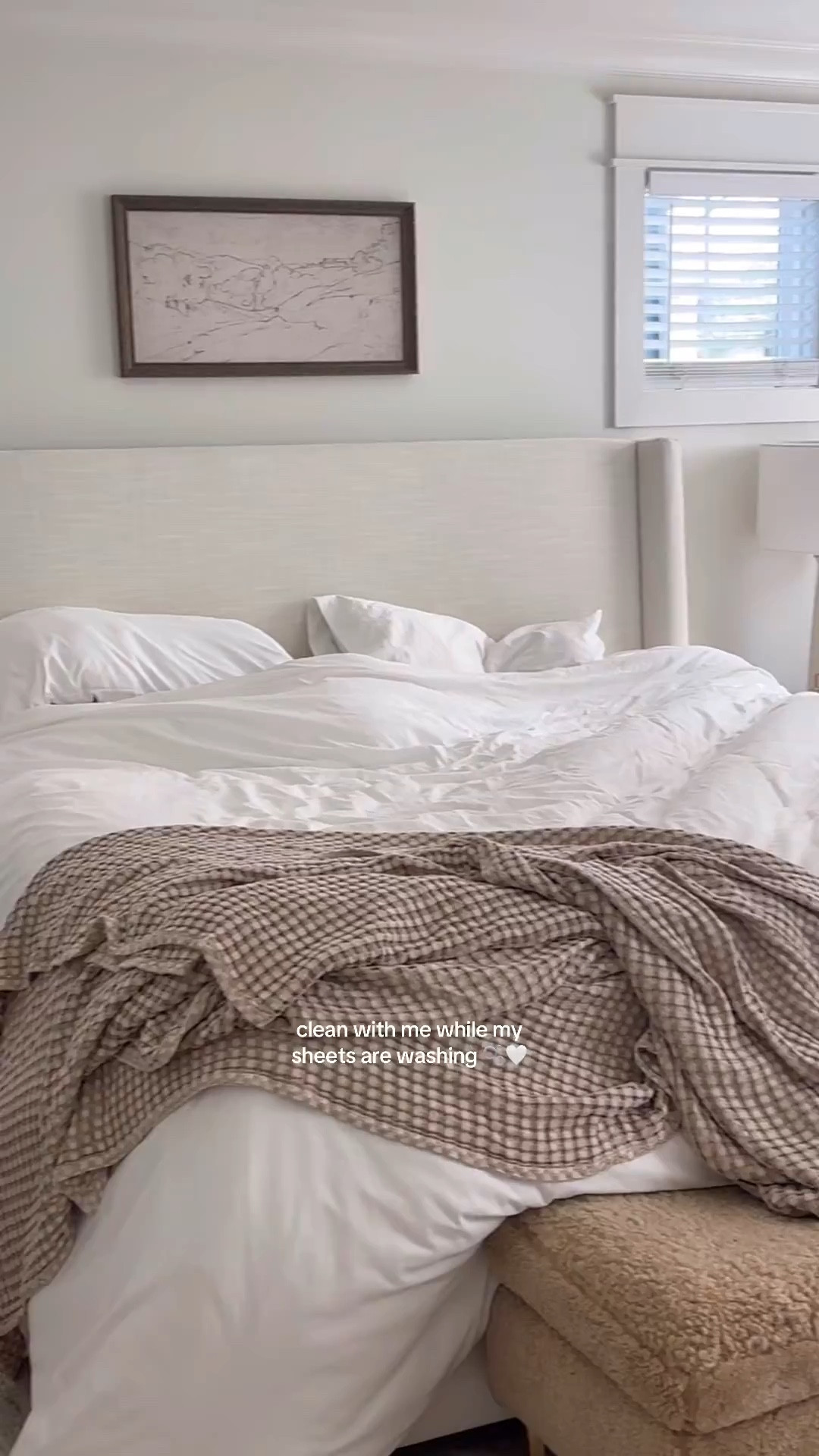 Clean with me while my sheets are washing 🫧🤍🫶🏼 



Home, spring cleaning, reset with me, refresh, routine, self care, sidneymarieduke 

#LTKHome