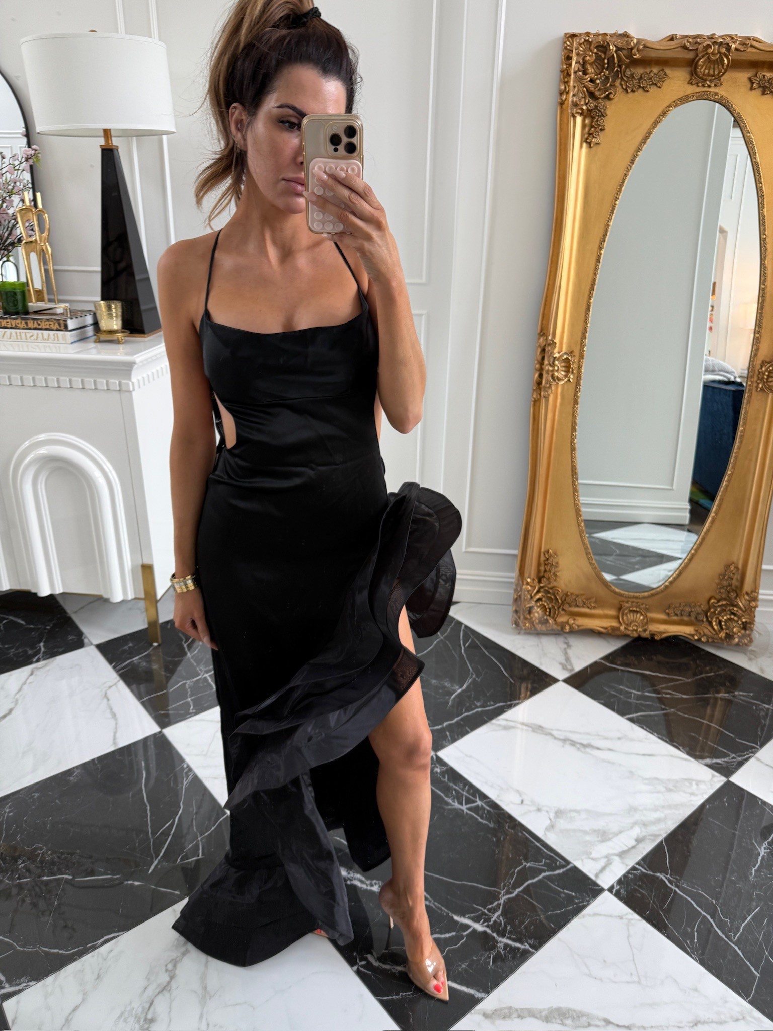Adorable high slit black dress! Wearing a size small!

Black Dress, Summer Outfit, Summer Fashion, Wedding Guest Dress, Cocktail Dress, Retrofete Dress, Cocktail Party, Emily Ann Gemma

#LTKWedding #LTKShoeCrush #LTKStyleTip