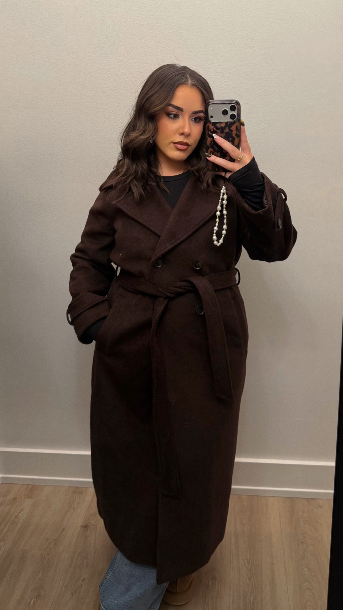 Abercrombie Wool blend trench coat perfect elevation for your holiday looks and keep you warm 🤎✨

#LTKPetite #LTKHoliday #LTKMidsize