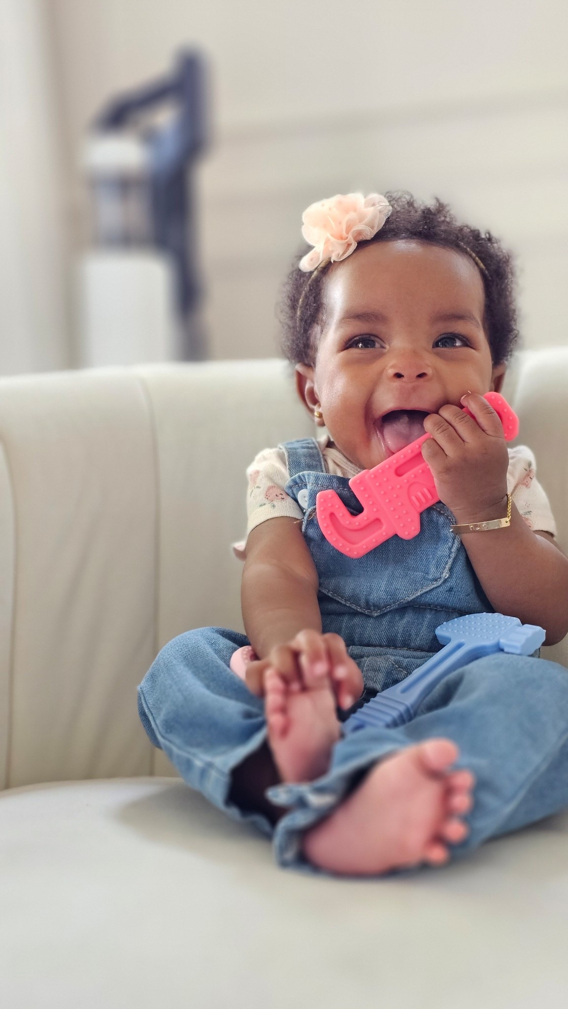 These tool teething toys are so adorable and Dru loved them! I found them on Amazon and come in a multi pack! She had to put on her overalls for some DIYing with her mom!

#baby #babygirl #diy #babyoutfit #babyshower #babygift #amazon #amazonbaby #amazonfind #style #kids 


#LTKBaby #LTKKids #LTKStyleTip