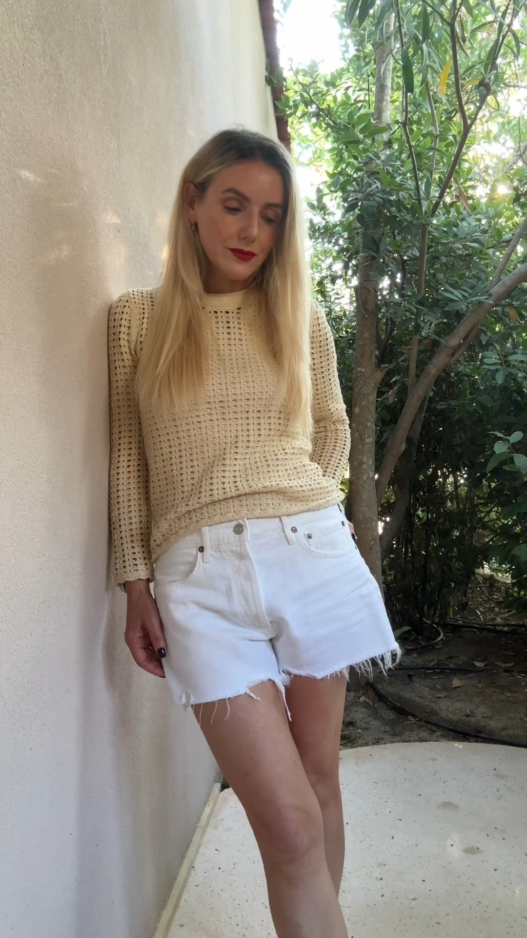 Denim shorts, white shorts, crochet top, cotton knit, tank top, vest, petite, over 40, summer holiday wardrobe, all white, white and cream, open work sweater, Agolde, COS, ARKET, Massimo Dutti 