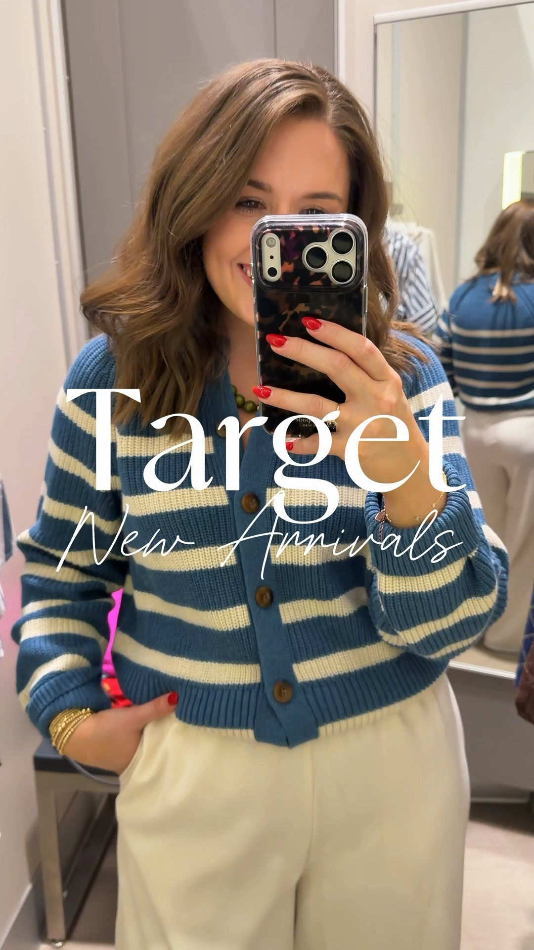 Wearing a medium in everything; the polka dot top is the only one I would recommend sizing down in. 
•
@Target I’m in love! 😍