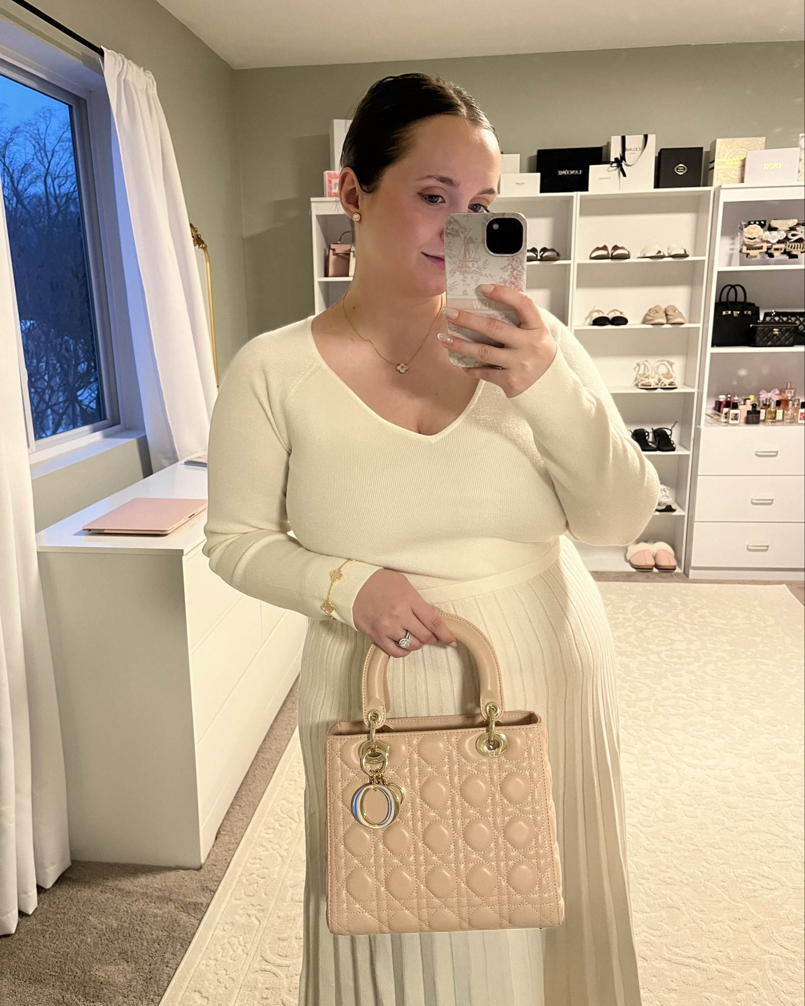 Winter night out outfit 🩰🤍❄️🥂

Knit, maxi dress, midi dress, sweater dress, winter fashion, winter outfit inspo, date night, outfit ideas, ootd, ootn, target, Ann Taylor, soft girl aesthetic, ballet, girly girl 

#LTKSeasonal #LTKHoliday #LTKMidsize