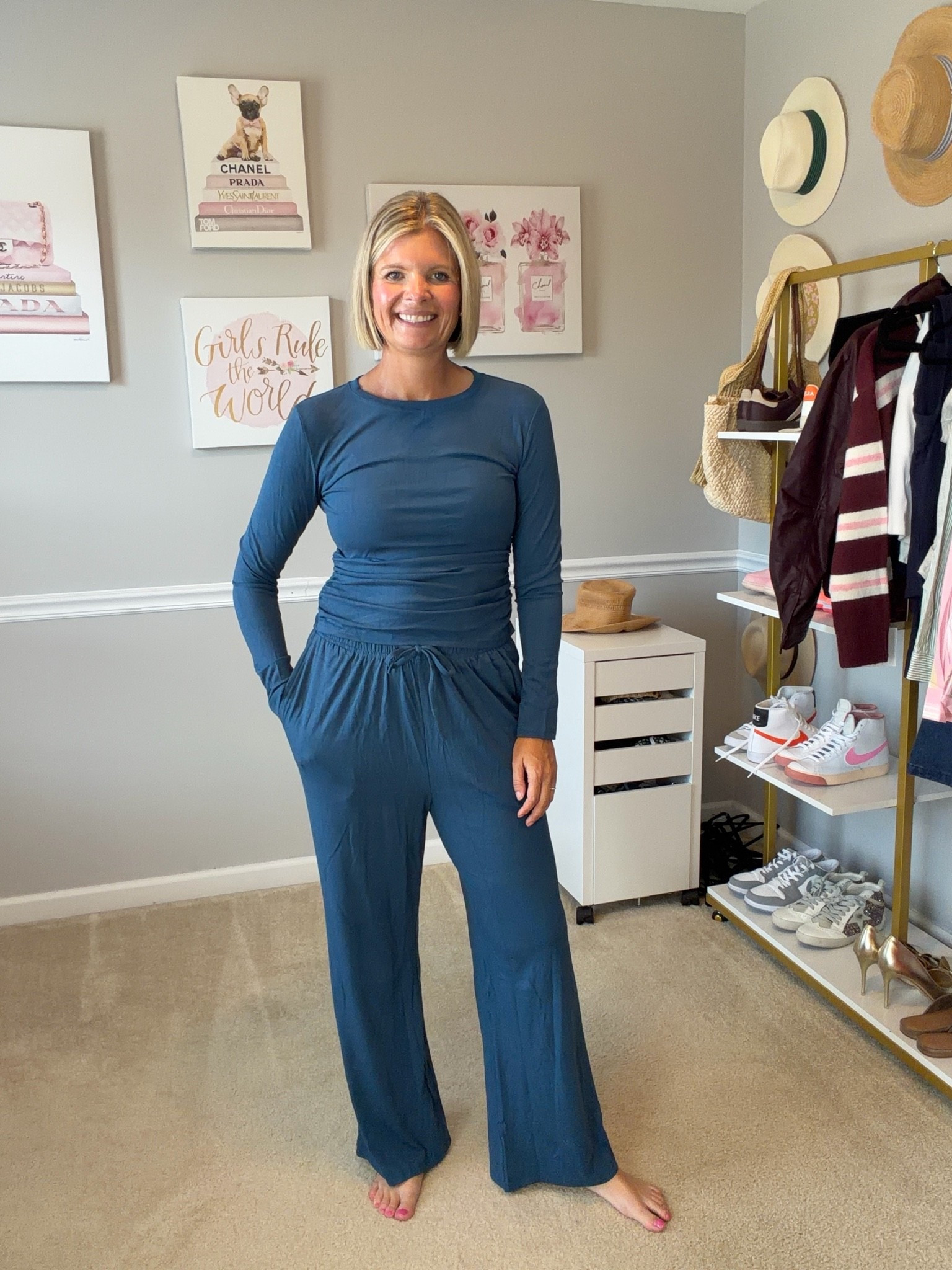 Amazon 2 piece long sleeve lounge set TTS

#LTKMidsize #LTKOver40 #LTKTravel