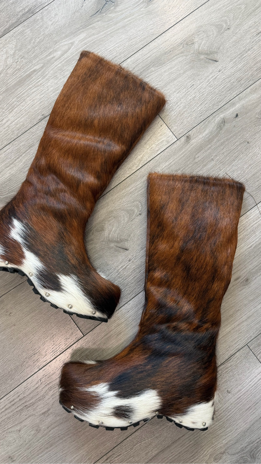 The boot dupe update you’ve been waiting for 👀 Took my Amazon Designer dupes to the cobbler — here’s how they look now + what it cost! 👢💰


#LTKootd #LTKMidsize