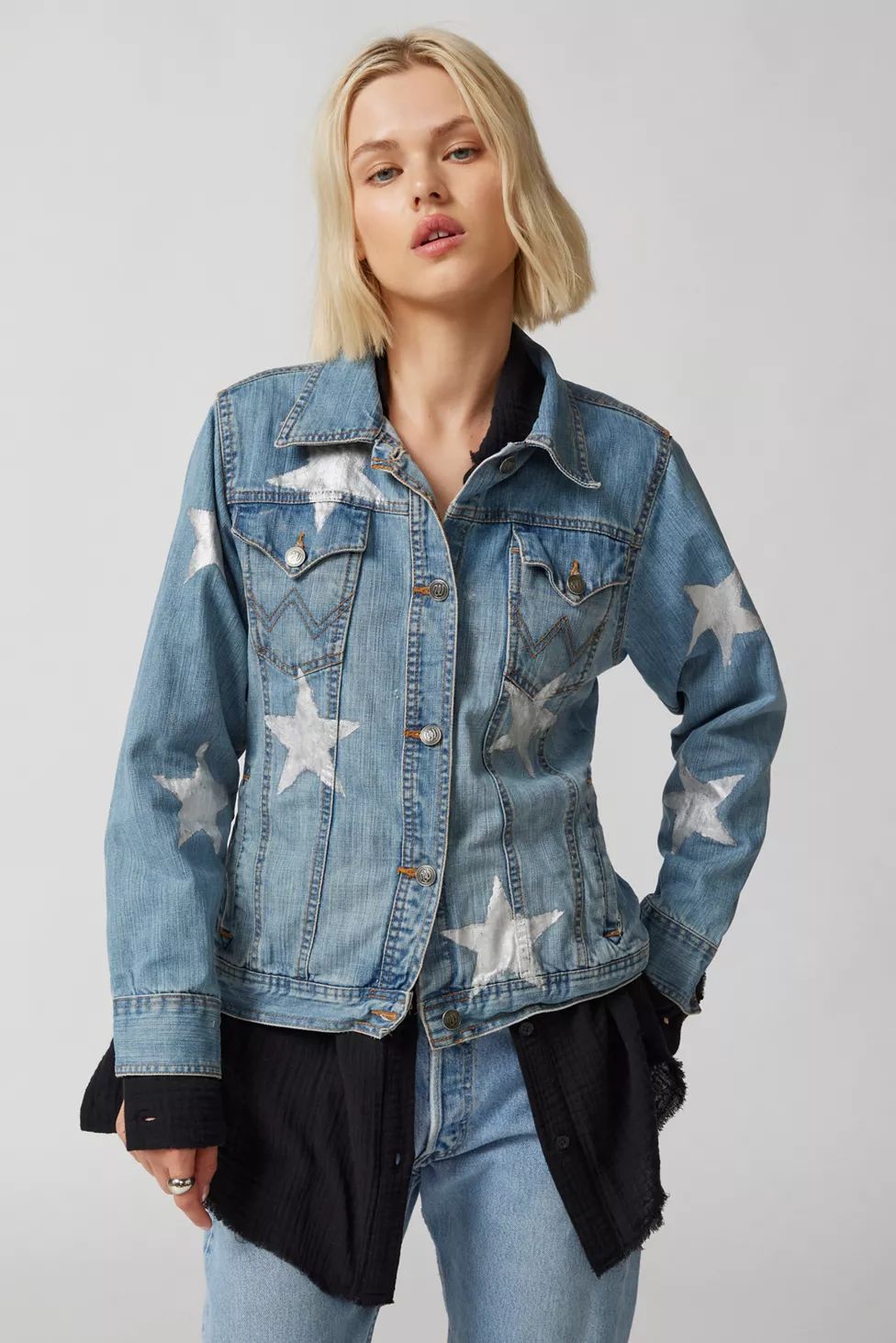 Urban Renewal Remade Star Fitted Denim Jacket | Urban Outfitters (US and RoW)