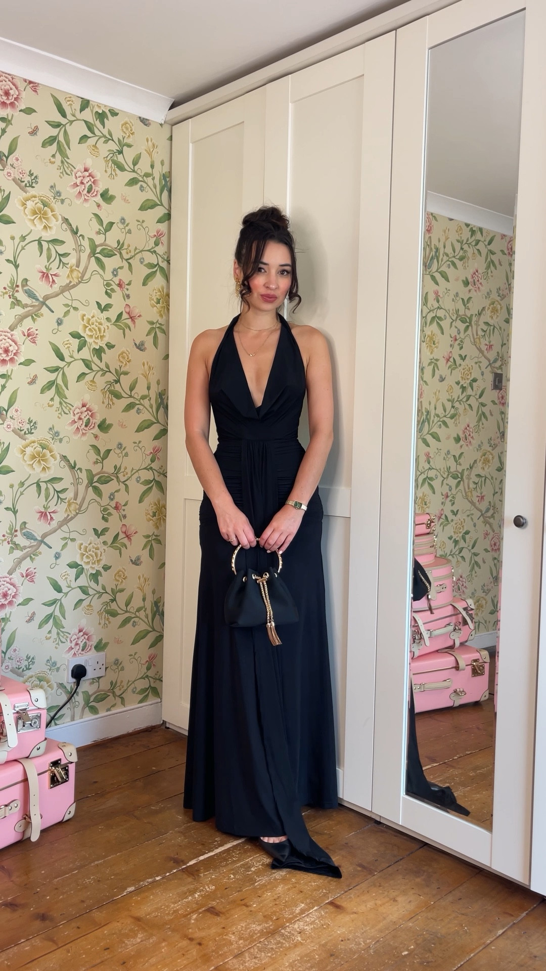 Brb just asking my partner to book us a date night somewhere I can wear this stunning dress 🖤😍 It’s giving serious Bond Girl vibes. What do you think?

Dress ad pr @heiressbeverlyhills 
Bag @debenhams 
Shoes @christianlouboutin 
Watch ad pr @lolarose 
Earrings ad pr @alexmonroejewellery 
Necklace ad pr @juraster.jewellery 

#datenightlook #eveningstyle #glamlook #bondgirlvibes #littleblackdress #elegantstyle #ootdnights #blackdressmoment #classicglam #heiressbeverlyhills #lolarosewatch #alexmonroejewellery #jurasterjewellery #christianlouboutin #debenhamsstyle #styledetails #effortlessglam #timelessfashion