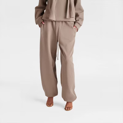 KBB by KAHLANA Women's High-Rise Straight Leg 'The Dwayne Sweats' | Target