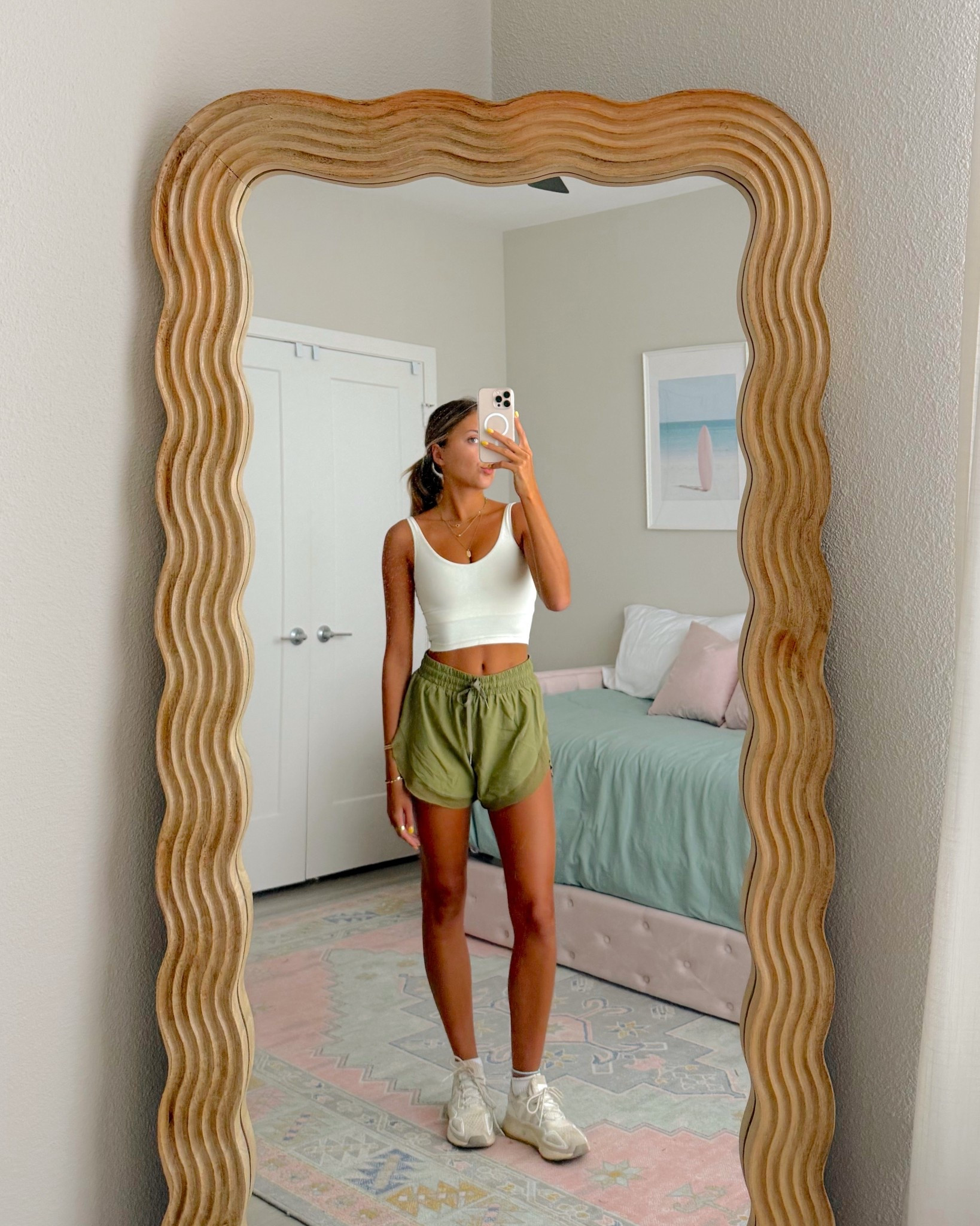 workout outfit of the day! best running shorts under $20 from halara 🏃🏼‍♀️