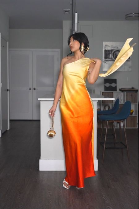 Matching Set: RAYN, can’t link 
Dress: size XS (a bit big/low around the boob on me, I had to tuck a bit of extra fabric into my armpit 😅)
Heels: true to size

YesStyle code: VIVACIOUSHON)

Bright, summer, wedding guest, shell, sandals, golden, silk, satin, one shoulder

#LTKItBag #LTKShoeCrush #LTKWedding