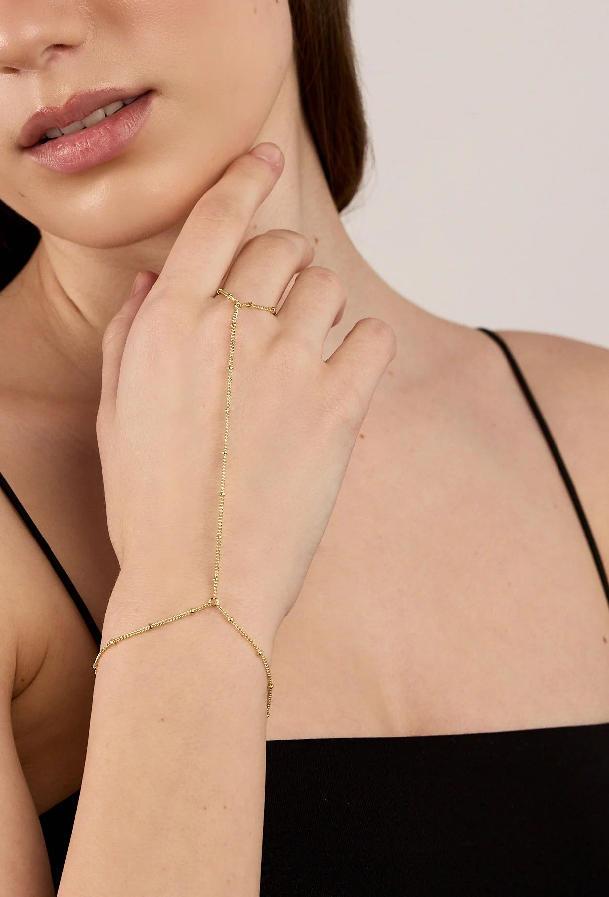 Chalet Hand Chain | Haute & Honey