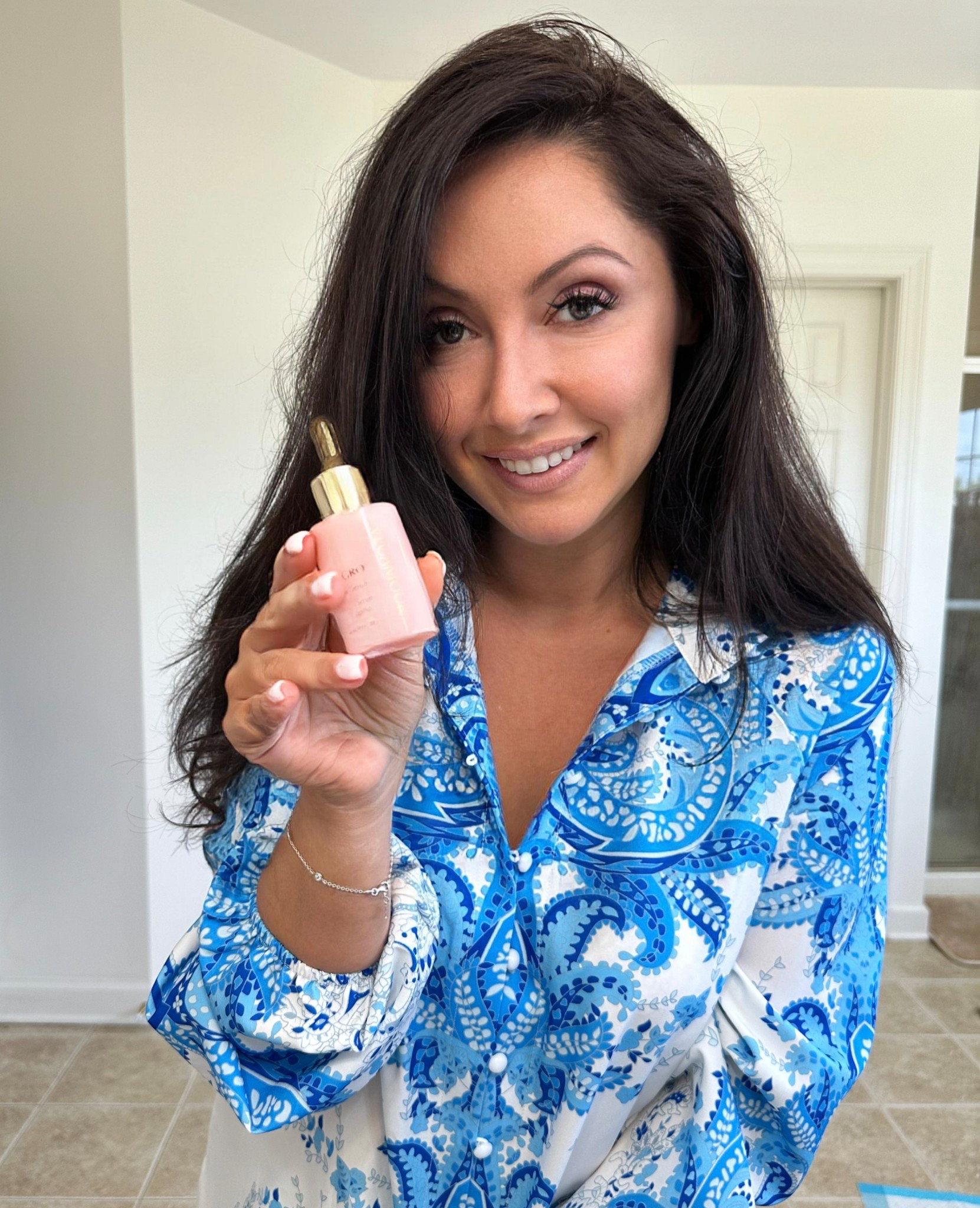 Use code GROWTH and get your Vegamour products 20% off today! If you haven’t tried this magic in a bottle to grow thicker filler hair yet, this is the sign  you been waitinginf for 🛑 !


#LTKSaleAlert #LTKBeauty