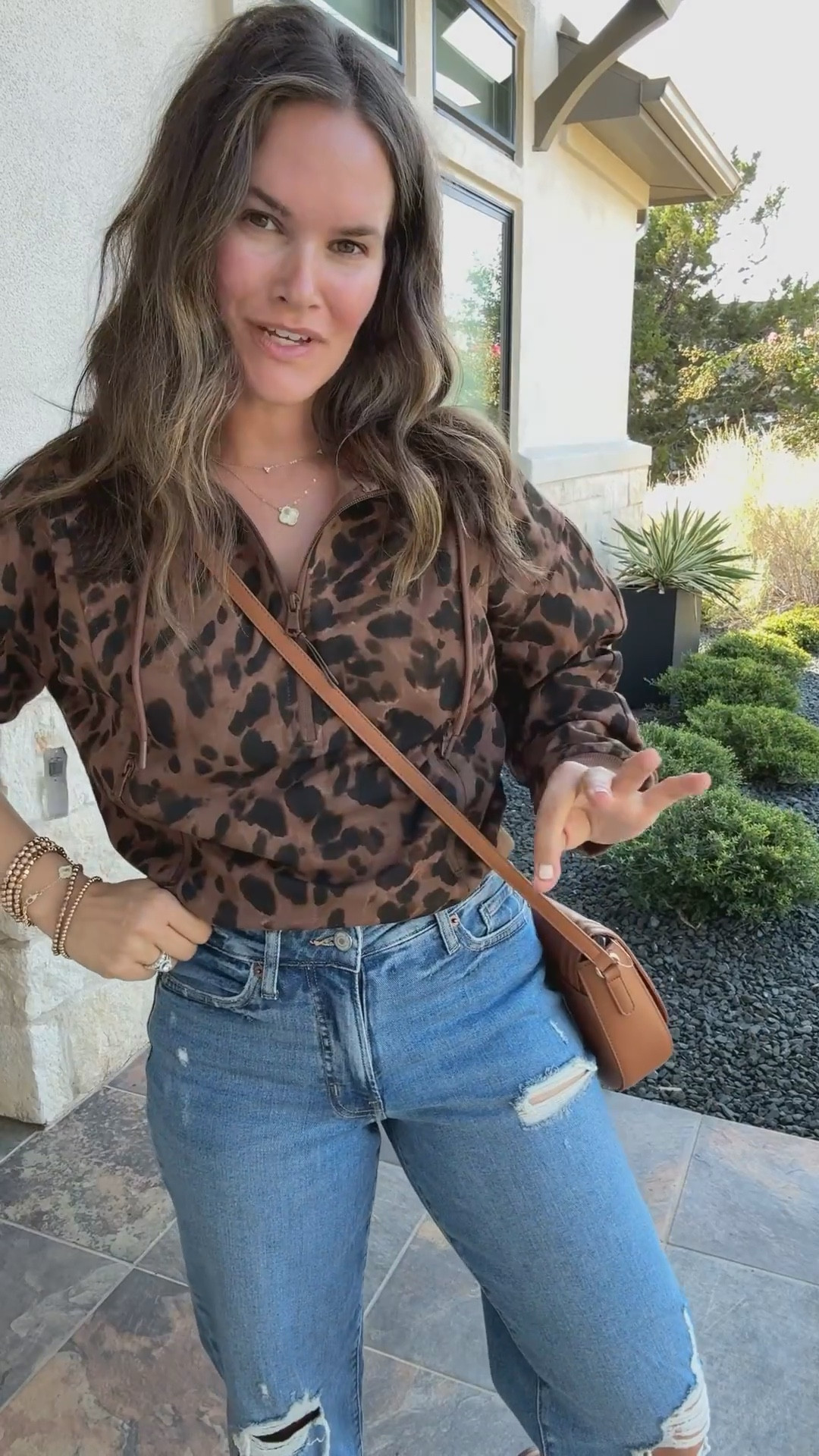 Old navy has a 50% off  sale going so Rounded up some fall fashion find from old navy - which is your fav? LIKE and comment “OLD NAVY” for links 🍁 
.
#affordablefashion #affordablefinds #momstyle #momfashion #loungeset #matchingset #fallfashion #fallstyle 


#LTKSaleAlert #LTKFindsUnder50 #LTKStyleTip