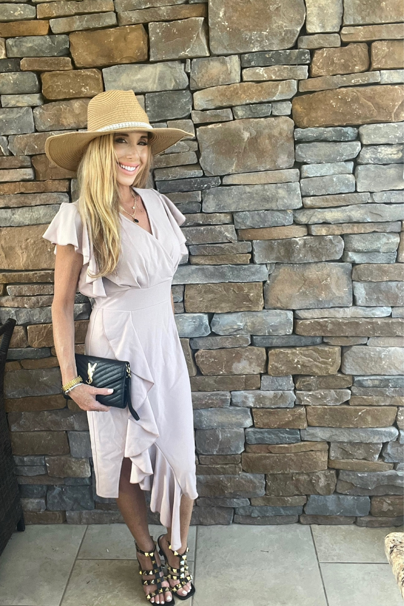 Ruffle sleeve sheath cocktail dress 

#LTKstyletip #LTKfit #LTKcurves