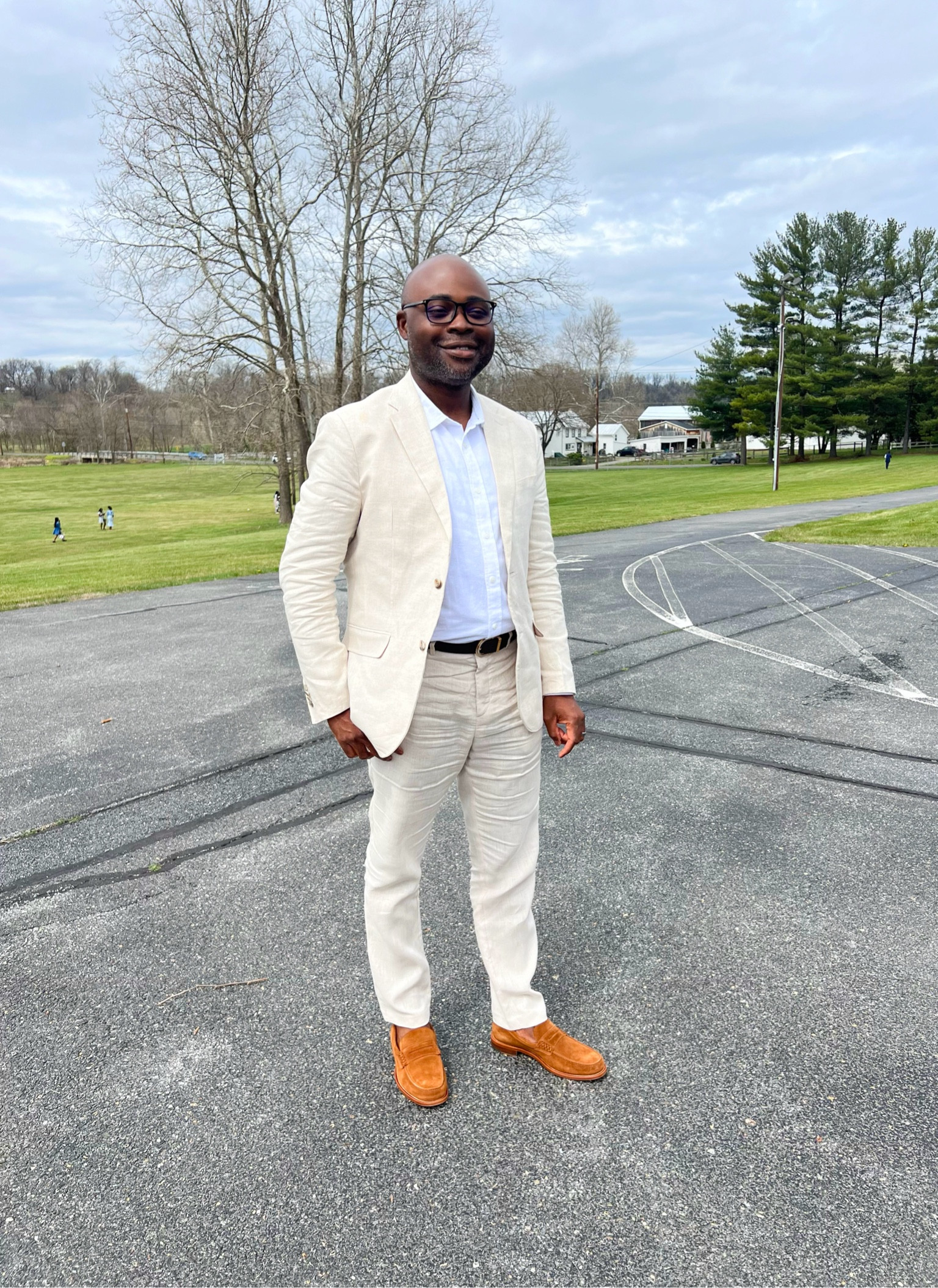 Leo’s outfit for church yesterday. Men’s linen suit , linen shirt , suede loafers, banana republic shoes , BR linen shirt , white linen shirt , H&M linen suit 

#LTKSeasonal #LTKmens #LTKfindsunder100