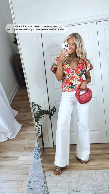 Spring outfit with white jeans 
