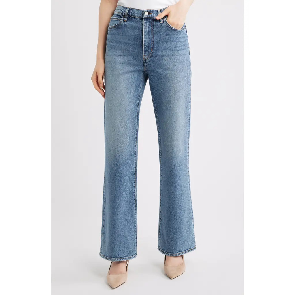 FRAME The Arrow High Waist Relaxed Bootcut Jeans in Cloudlet at Nordstrom, Size 25 | Nordstrom