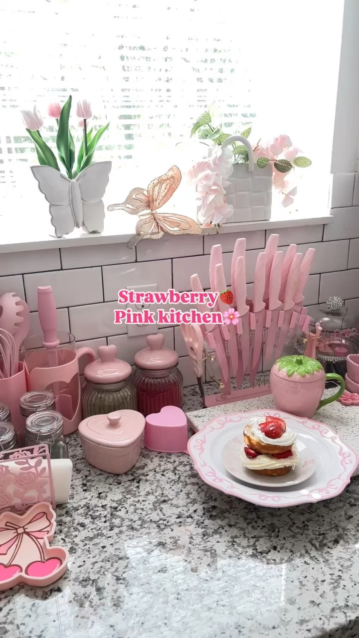 Strawberry pink kitchen #strawberry #pink #kitchen

#LTKSeasonal #LTKHome
