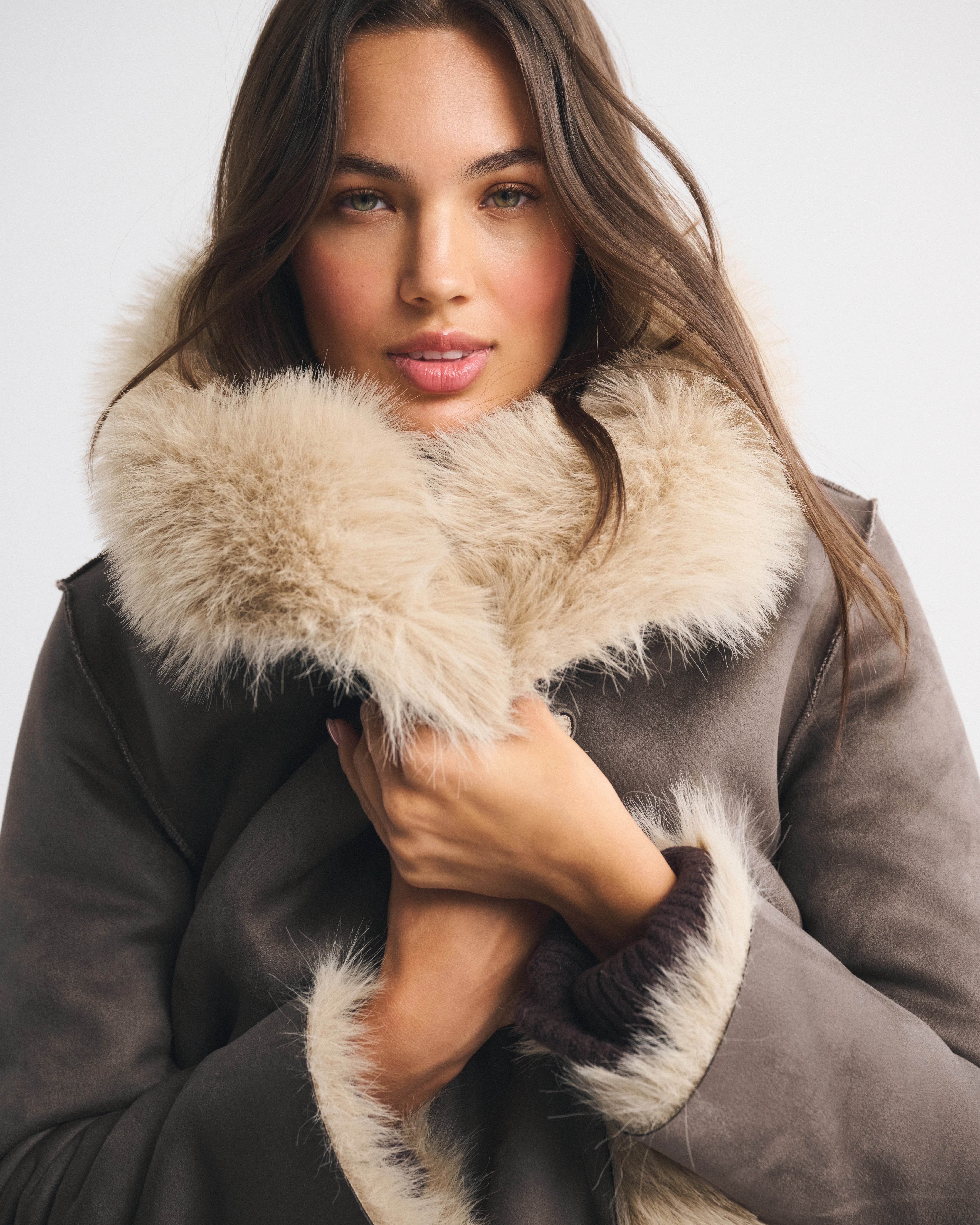 Reversible Vegan Suede Shearling Long Coat | Abercrombie & Fitch (US)