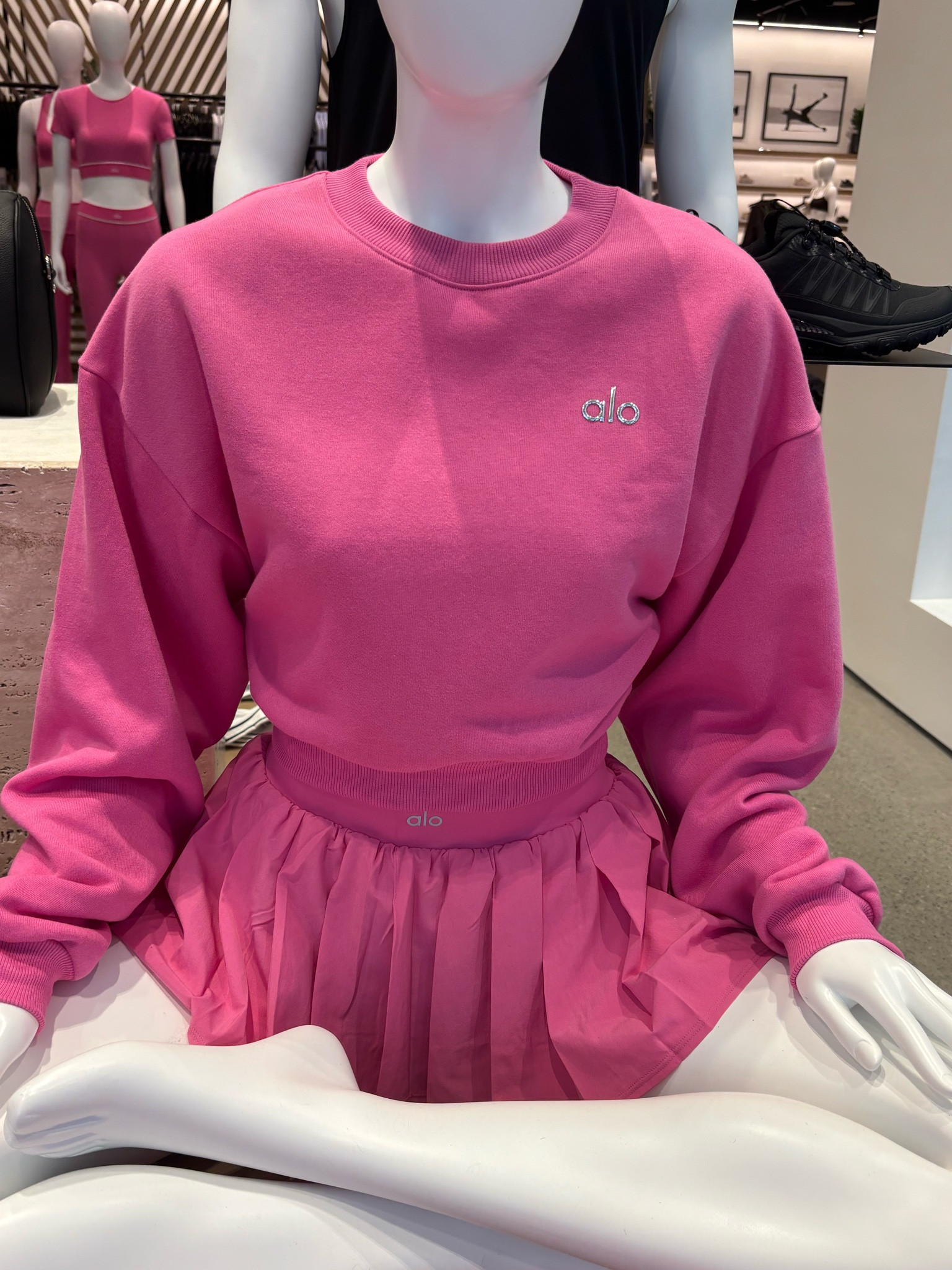 Alo all the pink 
Comfy and pretty workout options 


#LTKActive #LTKfitnessgoals #LTKootd