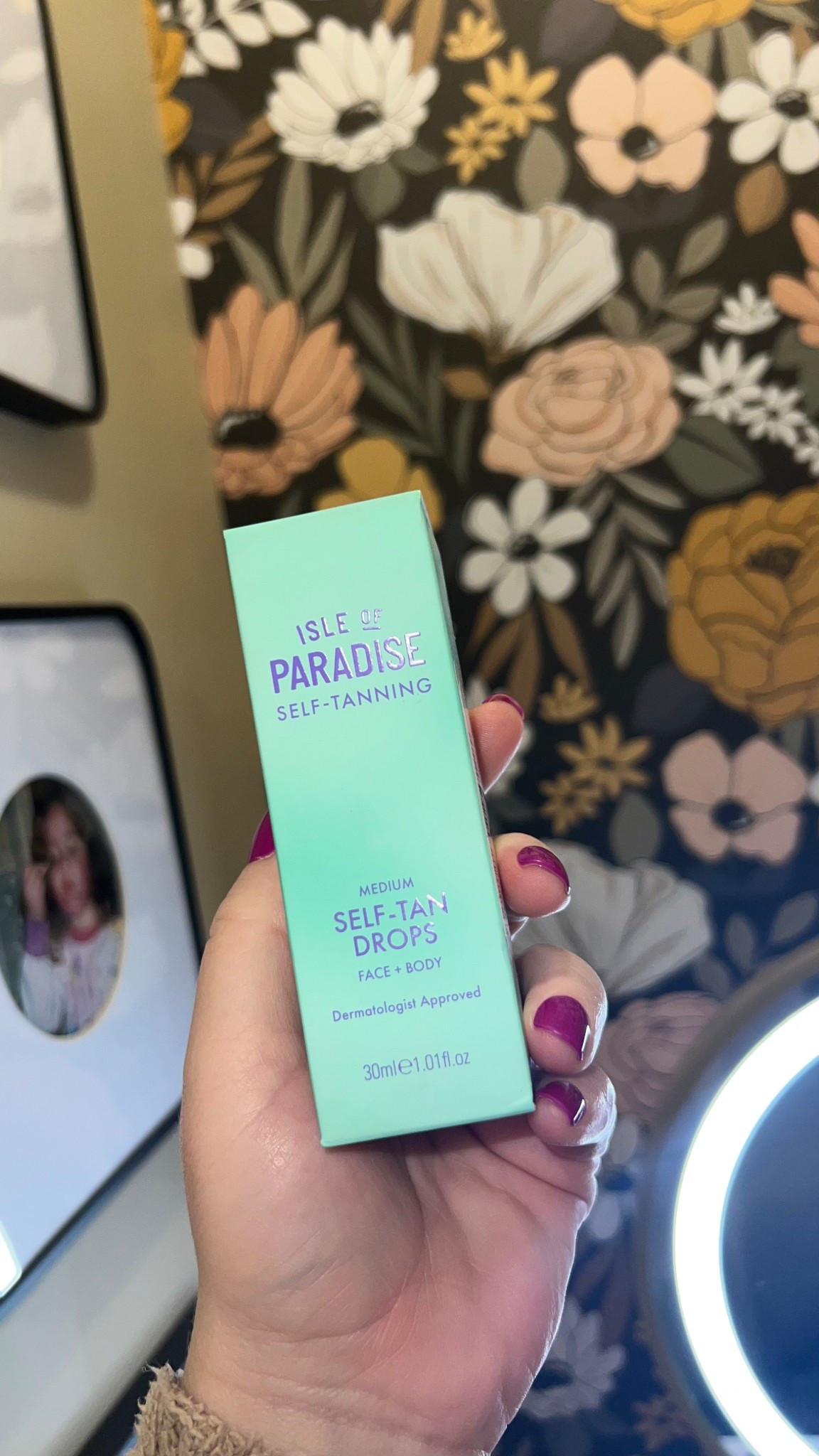 Favorite tanning drops for my face for a safe sun kissed glow  ☀️ 

#LTKootd #LTKselfcare #LTKgrwm