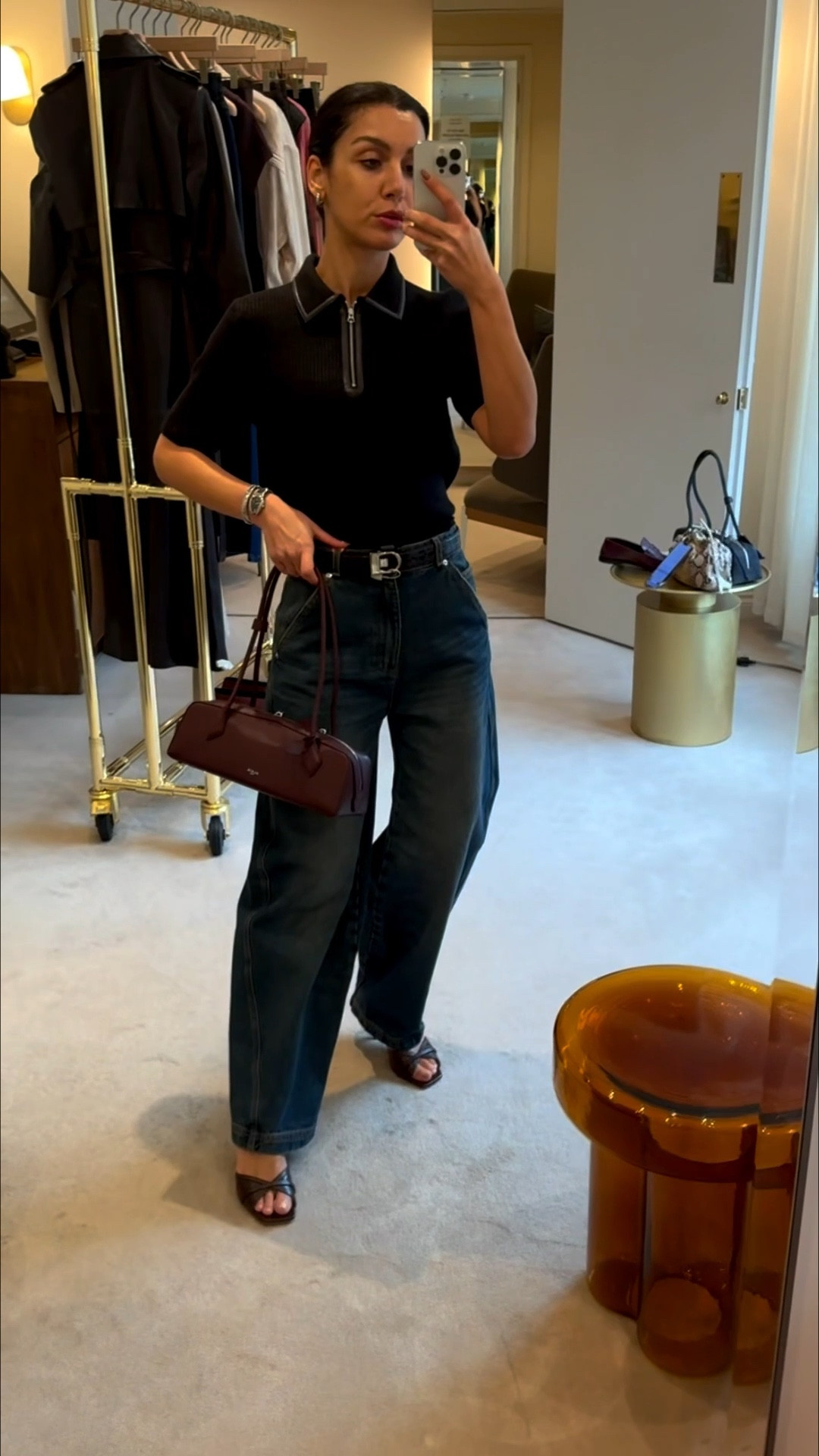 Luxury capsule staples in espresso & burgundy.
Leather trench, structured mini bag, sleek loafers & pointed slingbacks.
Pieces that build multiple looks — silhouette first.

#capsulewardrobe #luxurystyle #wardrobestaples #espressoedit #fallstyle

#LTKuk #LTKworkwear #LTKspring