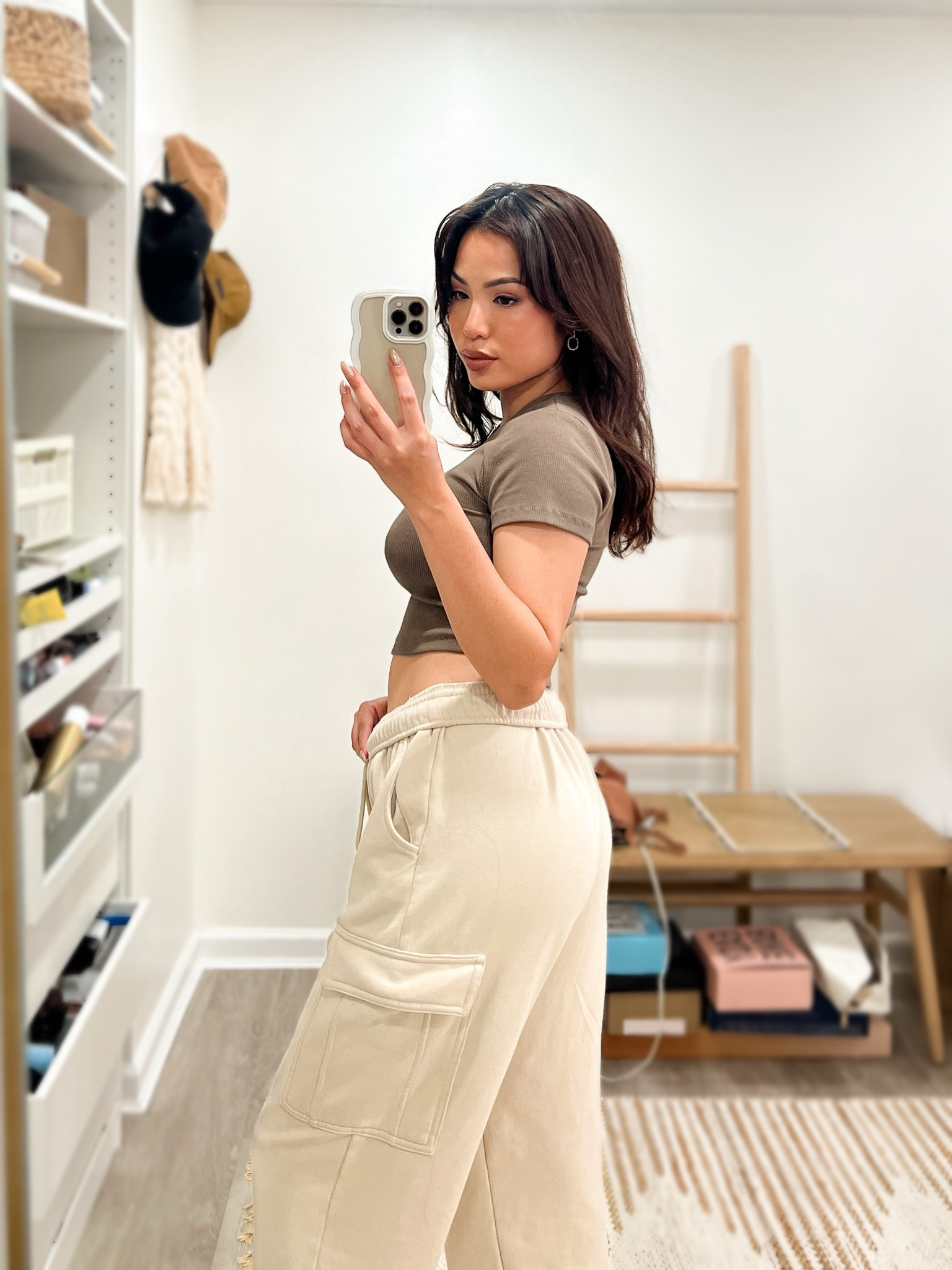 Neutral loungewear | neutral style | target’s best sweatpants 🤎

#LTKfindsunder50 #LTKGiftGuide #LTKsalealert