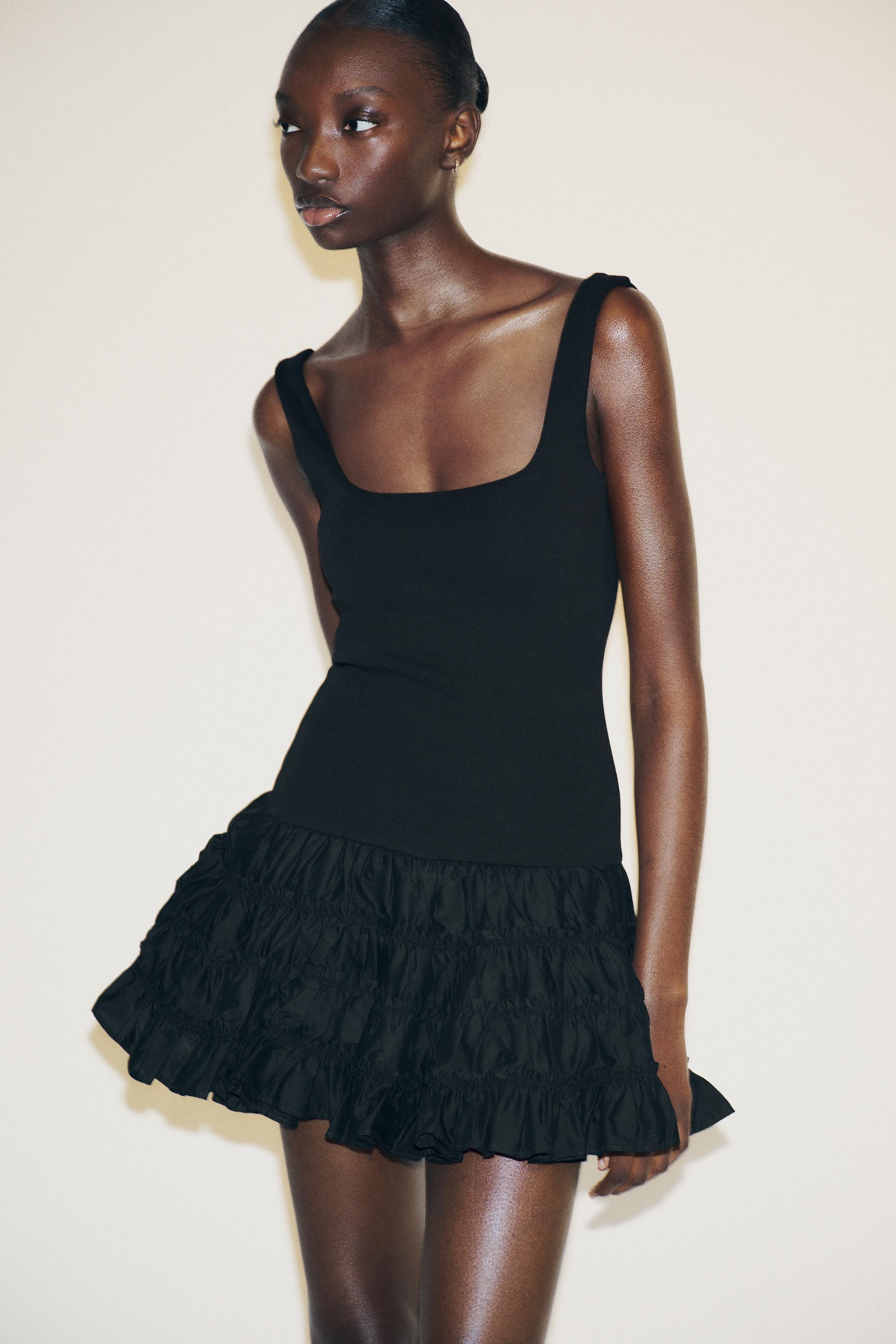 CONTRASTING VOLUMINOUS DRESS | Zara US