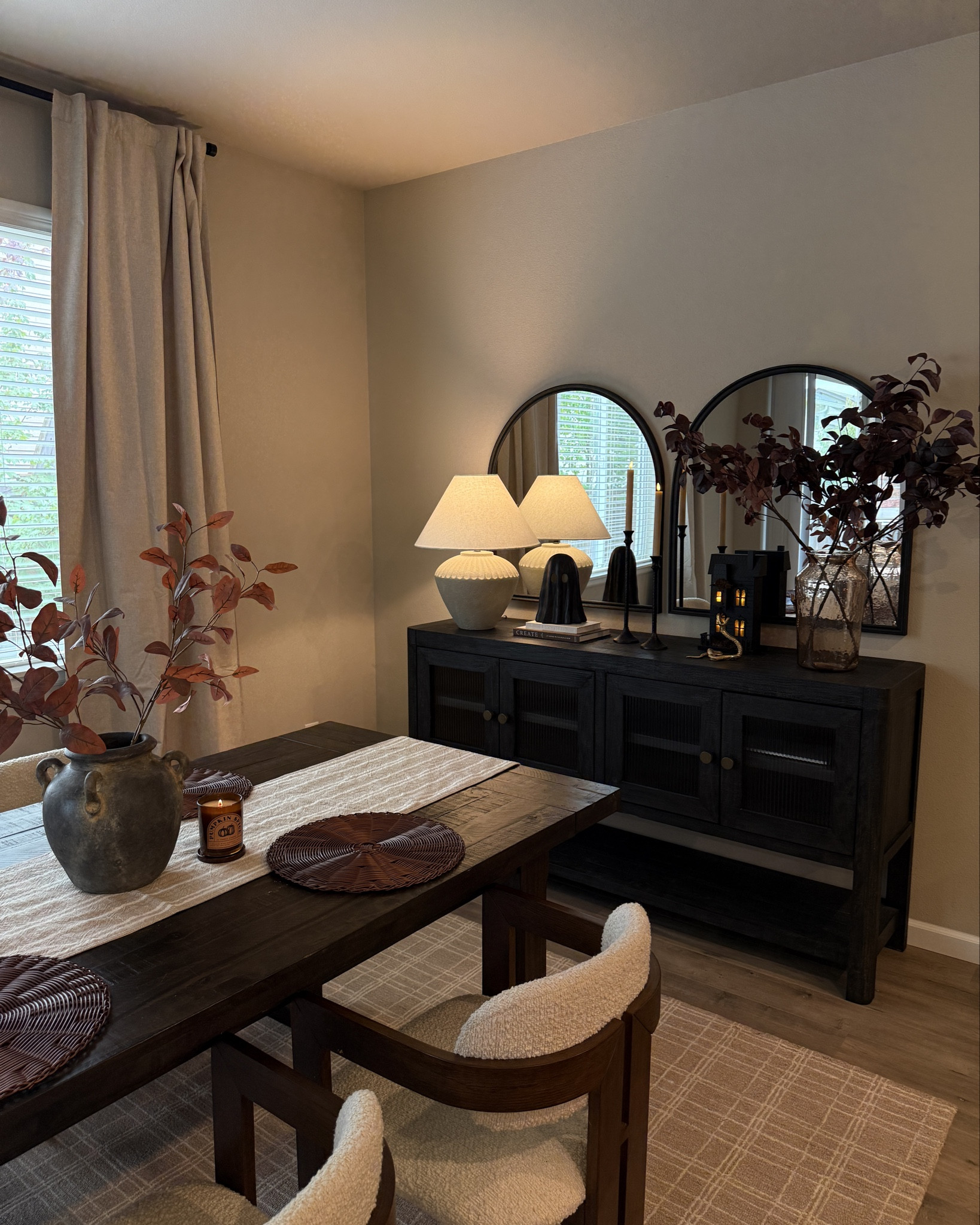 Fall dining room decor 🫶🏼 