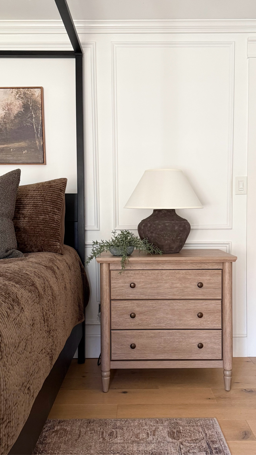 Modern design meets organic warmth with the most beautiful, earthy table lamp. This one was on my wishlist for quite some time and it was worth the wait. 🤎

#dpiahome #organicmodern #warmth #lighting #nightstand #bedding #arearug #mcgeeandco #warm #inviting

#LTKStyleTip #LTKHome #LTKSaleAlert