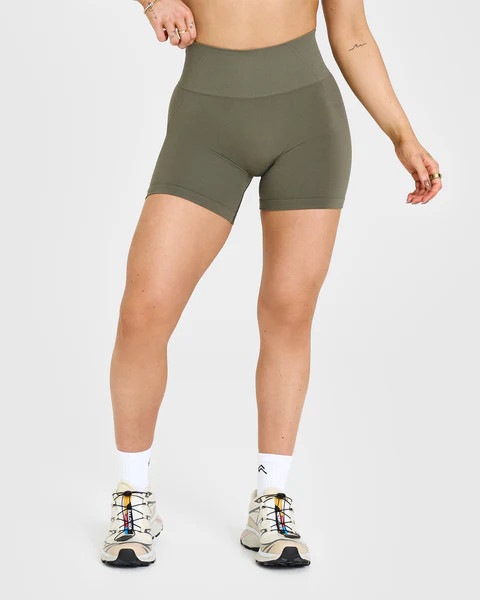 Effortless Seamless Shorts 
 Alpine Green | Oner Active (UK / US)