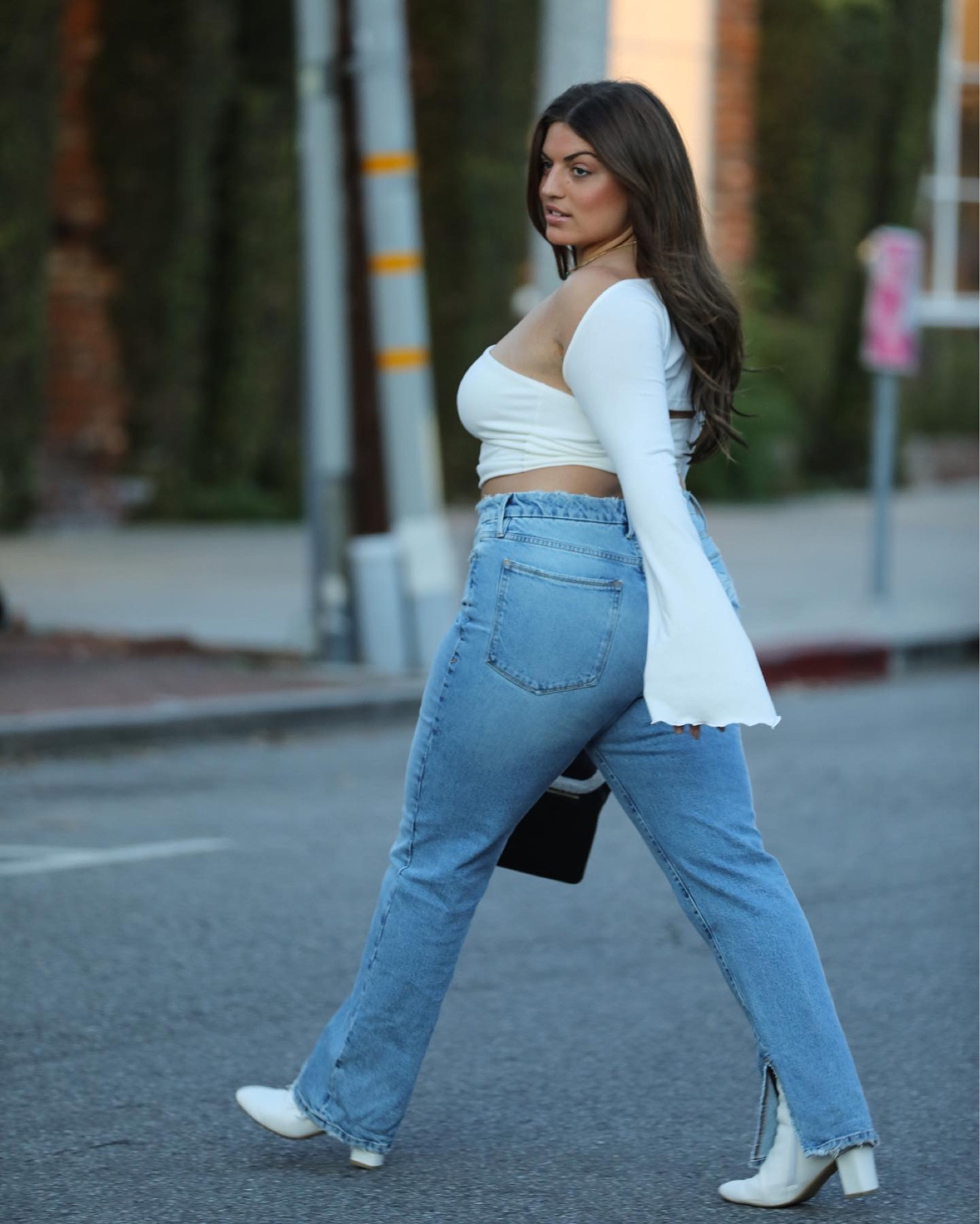 the best jeans ever !!! love these so much and they fit me so well! i’m wearing size 15 in the color indigo💙

love how they make the booty look lifted and the flare at the bottom too!😍 

#LTKFind #LTKcurves