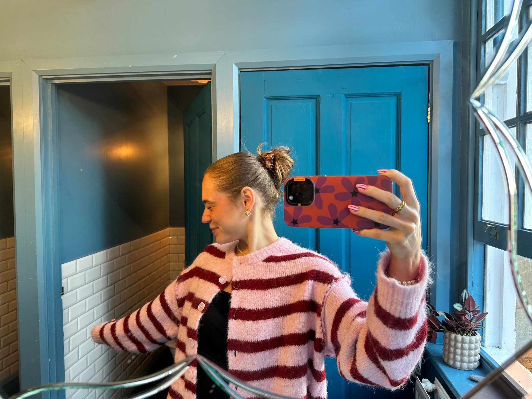 red and pink striped cardigan ♥️♥️

#LTKuk #LTKfestive #LTKwinter