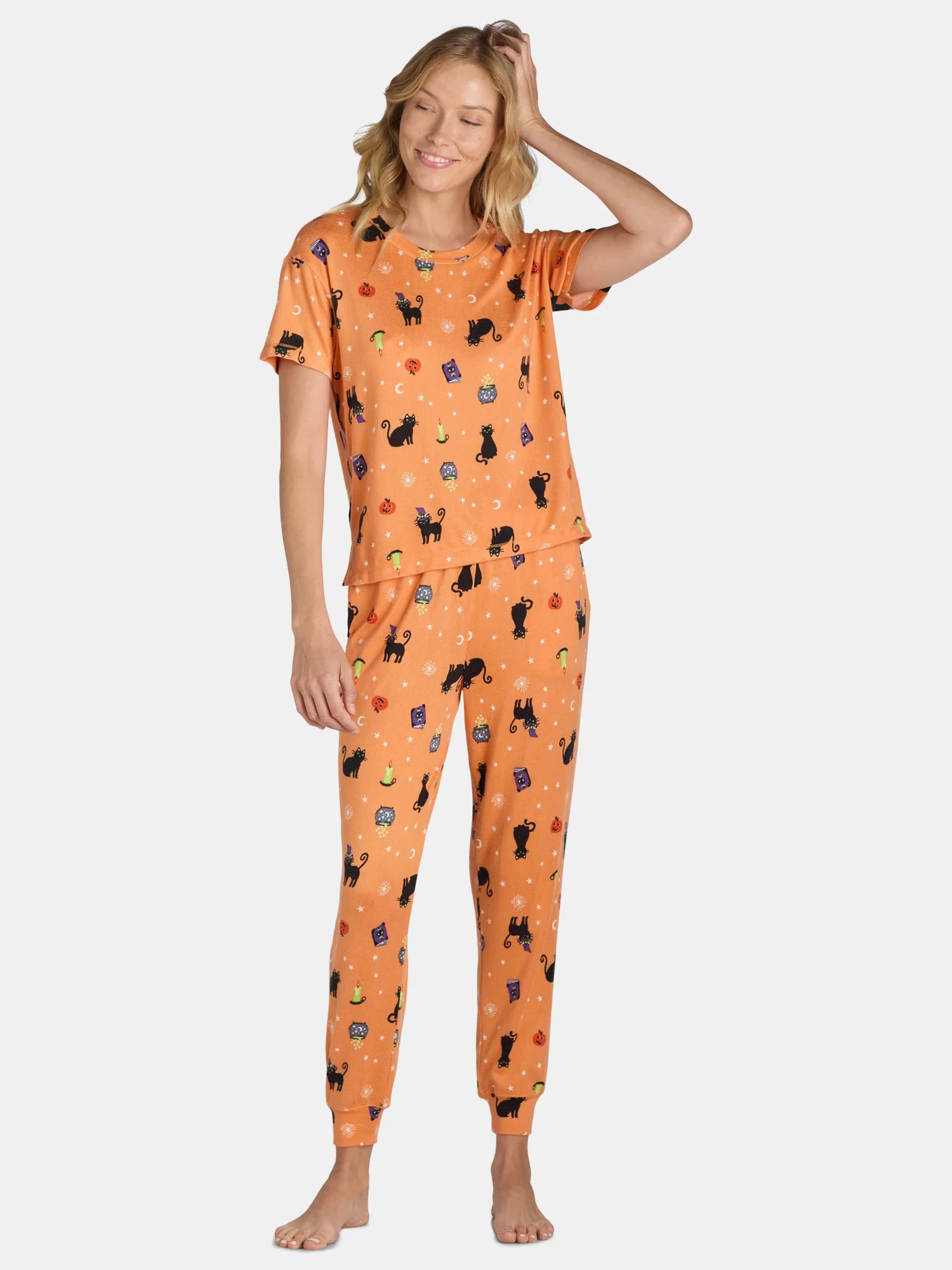 Way to Celebrate Women’s Halloween Pajama Set, Sizes XS-3X | Walmart (US)