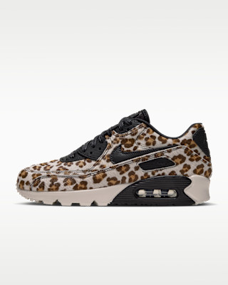 Nike Women's Air Max 90 Shoes in White, Size: 9 | DJ9991-100 | Nike (US)