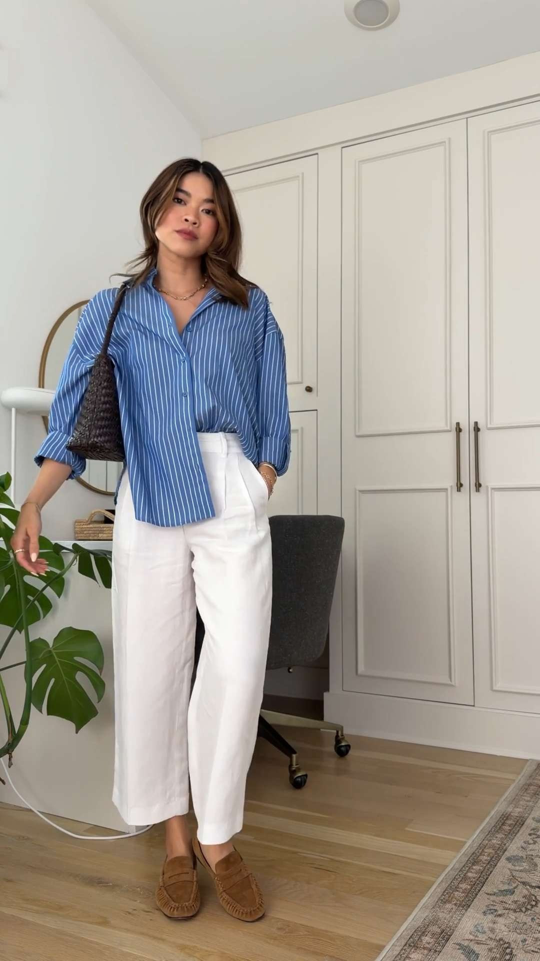 Sizing info: 
•Top size XS
•Pants size 0 short in white linen 

petite fashion, get dressed with me, outfit inspiration, ootd, nashville outfit, Nashville influencer, petite style, vacation style, casual outfits, mom style, petite pants, spring outfits, spring outfit info, spring pants, spring outfit idea, spring top, spring bag, spring button up, spring shoes, linen pants 
@Aritzia 
 

#LTKPetite #LTKootd #LTKSeasonal