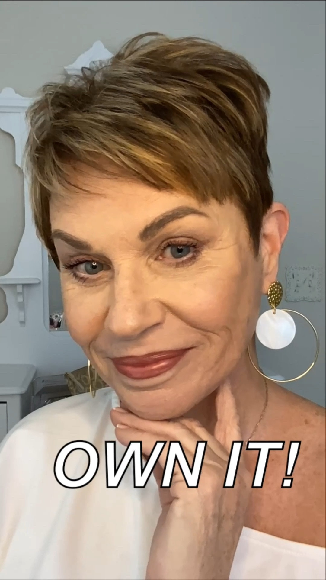 Pixie transformation in under 5 minutes ✂️✨

This is my real-life day 2 refresh routine for volume and separation on thinning hair. The right cut + the right texture products make all the difference.

Sharing the exact tools and dry wax spray I use to take my pixie from flat to full — linked here 🤍

Short hair over 60 isn’t limiting… it’s powerful when it’s styled right.

#LTKgrwm #LTKBeauty #LTKOver40