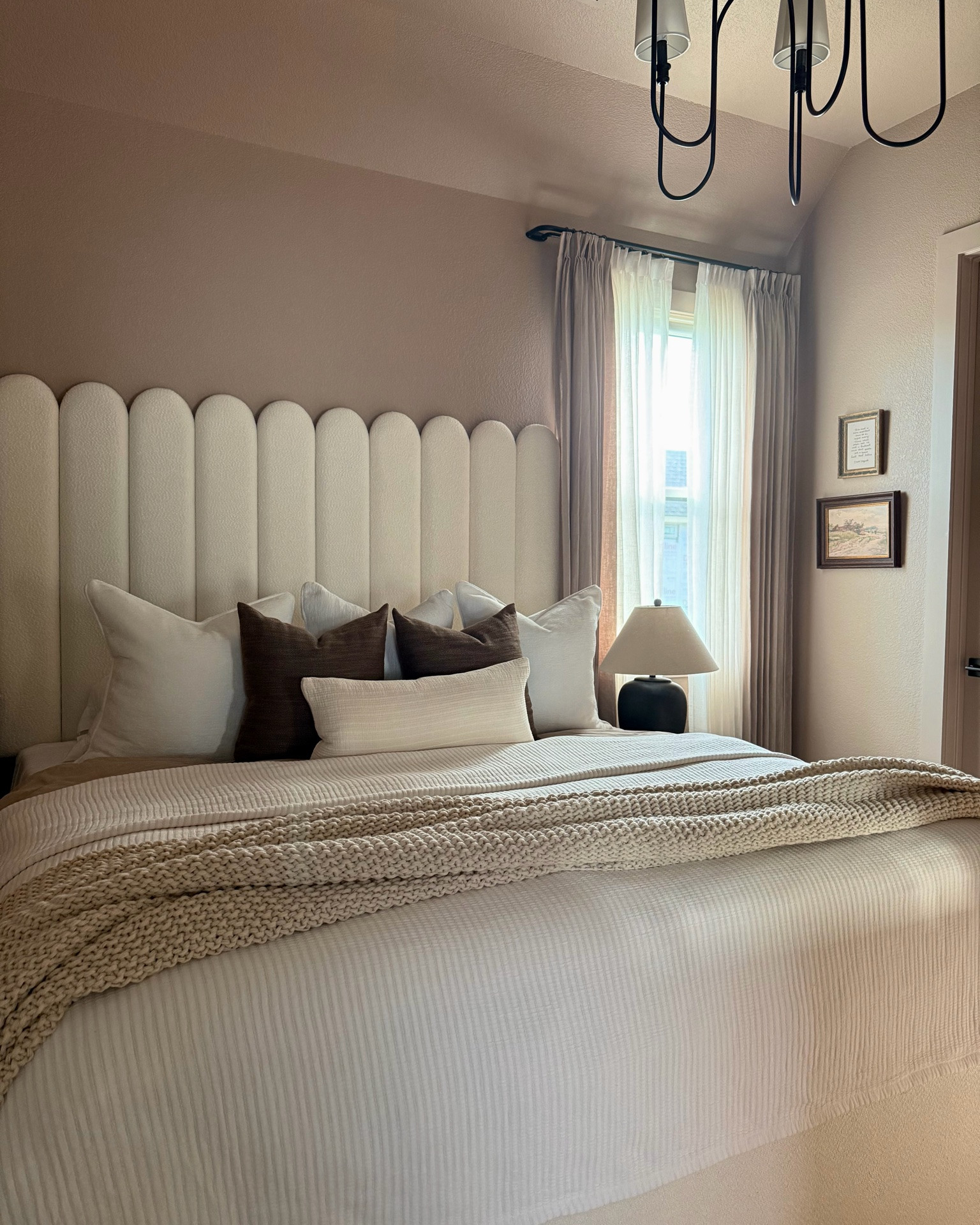 Neutral modern and cozy bedroom 🤍 this custom fabric scalloped panels are 25% right now with code MEM25

#homedecor #bedroominspo #bed

#LTKHome #LTKSaleAlert