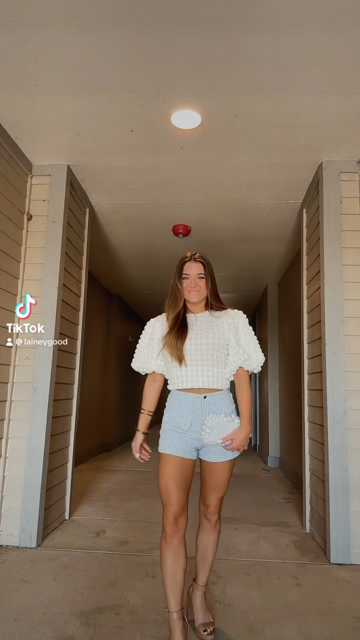 Brunch OOTD☕️

#LTKTravel #LTKSeasonal