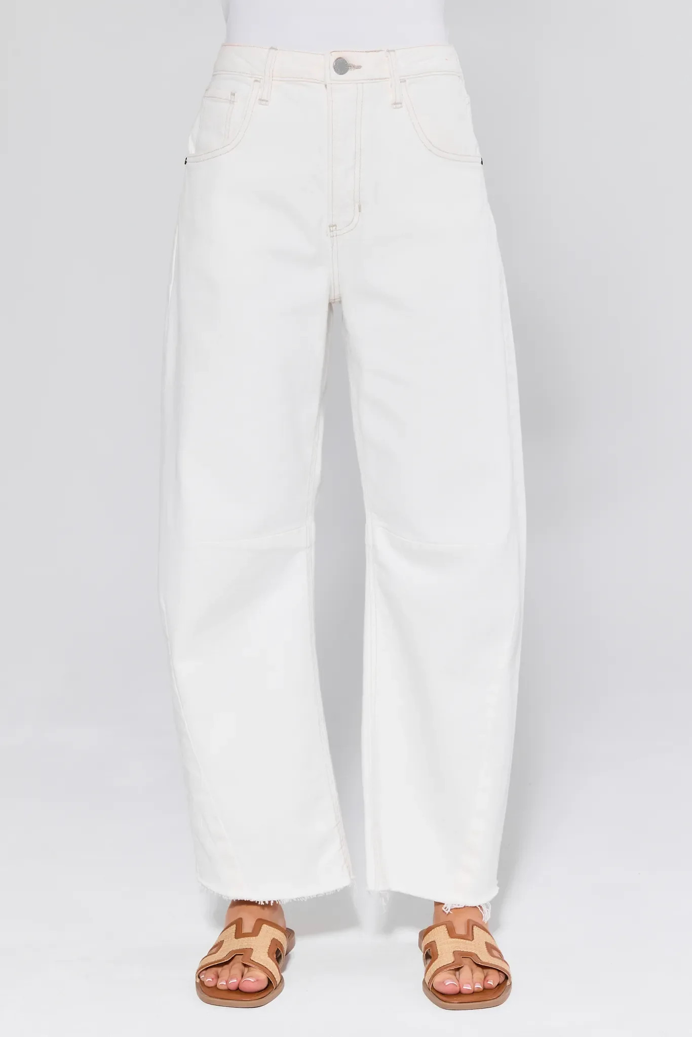 Blaine White Barrel Jeans | Avara