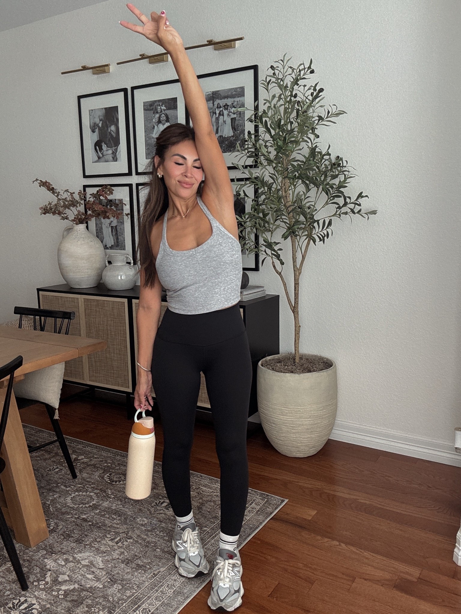 Workout fit — grey tank xs, leggings xxs, sneakers tts 

Workout outfit 
Active wear 
OOTD 
Workout ootd 
Mom style 
Nordstrom 
Amazon 
Amazon finds 
Amazon fashion 


#LTKPetite #LTKActive #LTKOver40