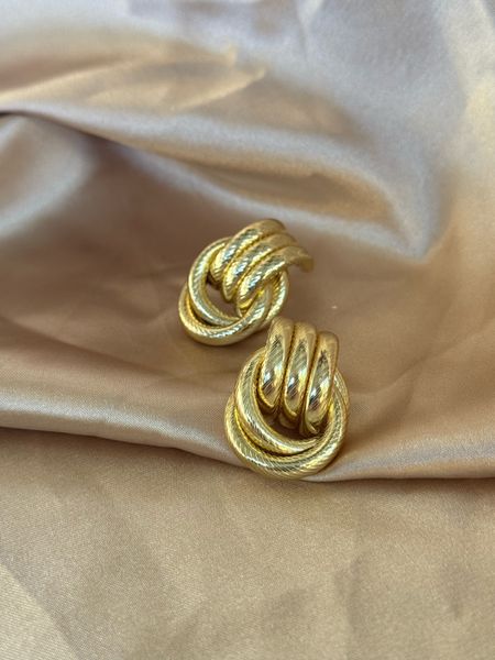 Gold geometrical earrings for weddings, prom, birthday
Mother’s Day gift
Womens earrings 

#LTKGiftGuide #LTKstyletip #LTKfindsunder50