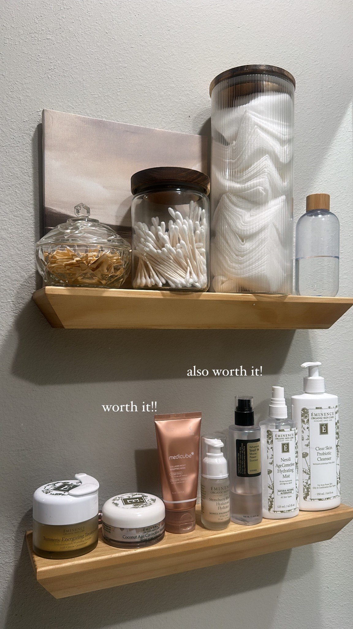 I NEVER usually give in to TikTok viral skincare. But the medicube mask was reviewed so many times by licensed professionals, i gave it shot. My skin is so hydrated. And the snail mucin… WOWWWW the bottle has been going since OCTOBER 🤌🏼