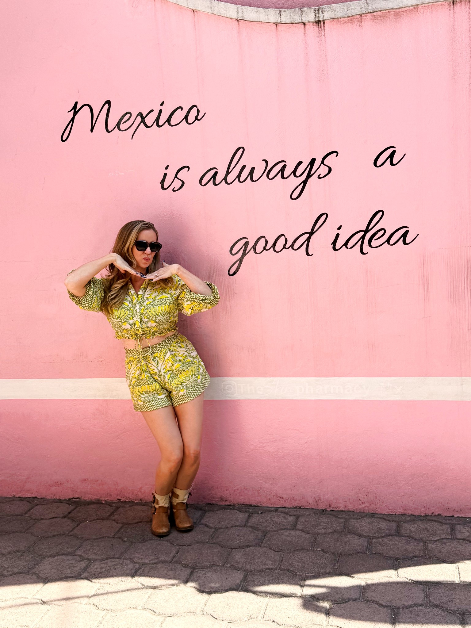 Mexico City Wandering 🥝

Elizabeth James Maeve Linen Blend Set in Demask Limeade Green
Vintage Bridgette Bardot leather and canvas ankle boots from Paris


#LTKootd #LTKTravel #LTKSeasonal