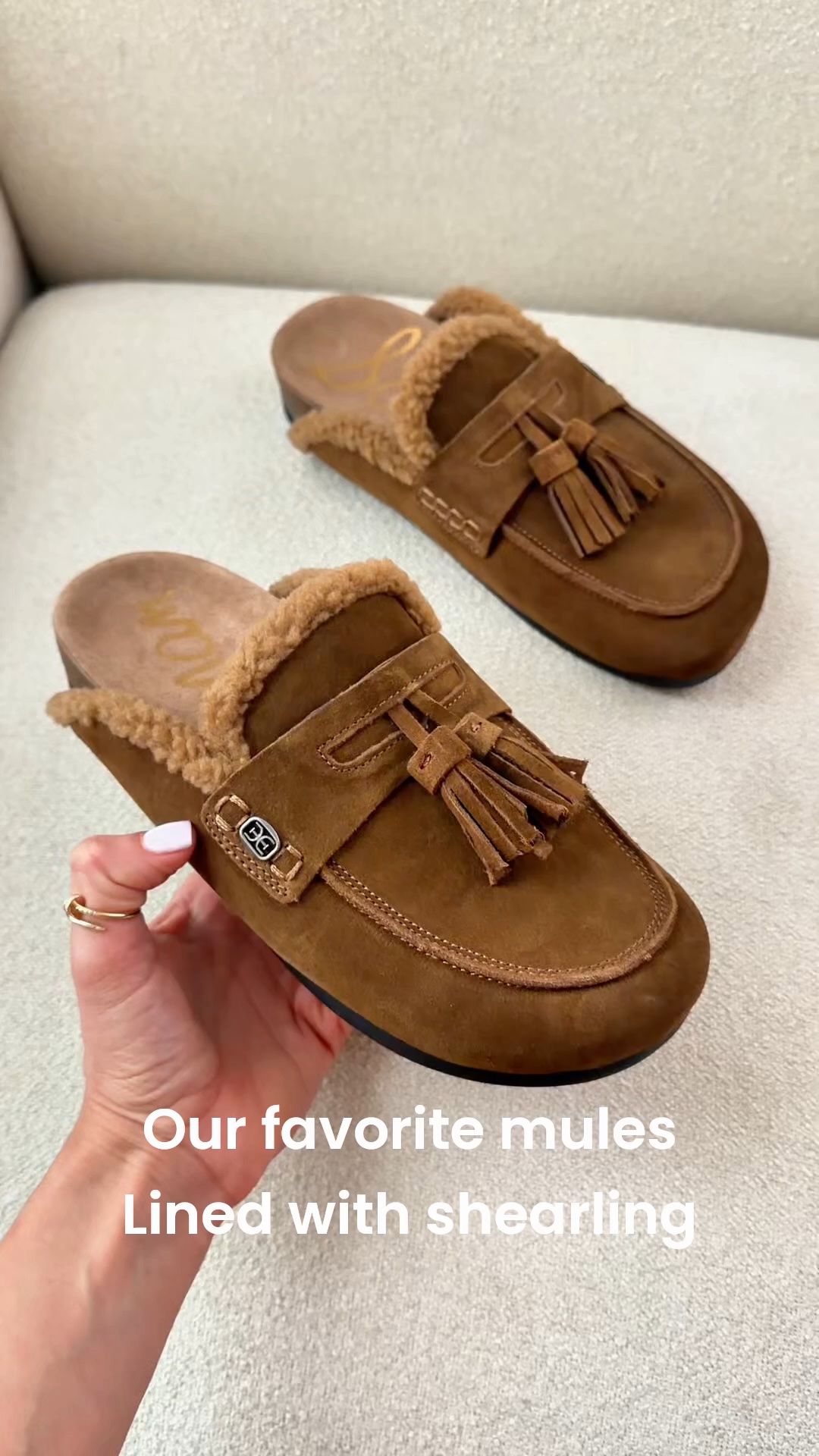 Machine washable mules. Whole sizes only. I’m a 6.5 and sized down to a 6 per reviews. SO COMFORTABLE!! Fall shoes. Fall outfits. Fall style. Mom outfits. Elevated casual outfits.

#LTKgrwm #LTKootd #LTKSeasonal