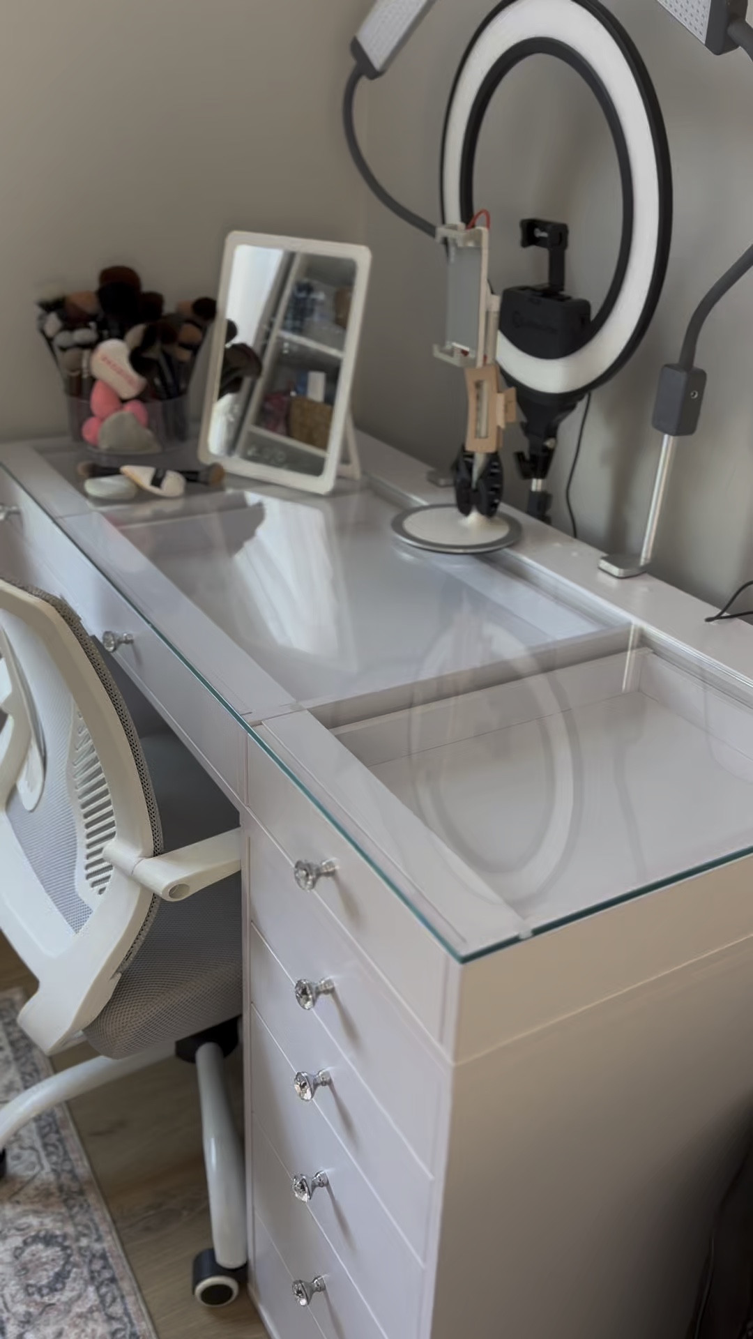 Love my slay station!!

#LTKGiftGuide #LTKHoliday #LTKBeauty