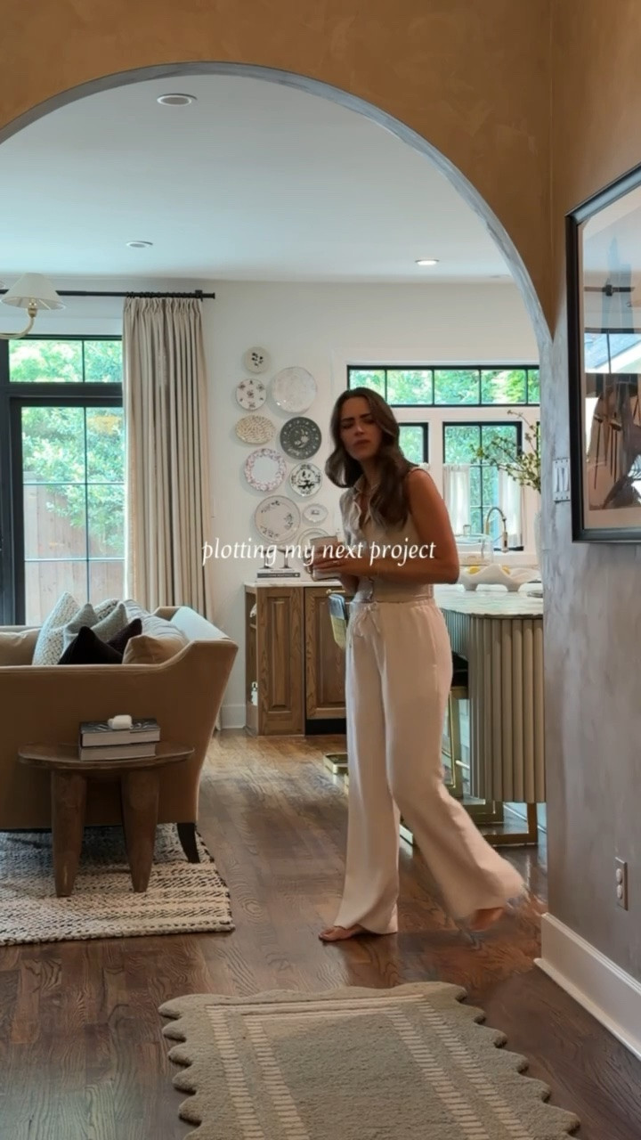 Linked my outfit & home decor ✨
For more go to my 'HOME LINKS' collection

#LTKHome