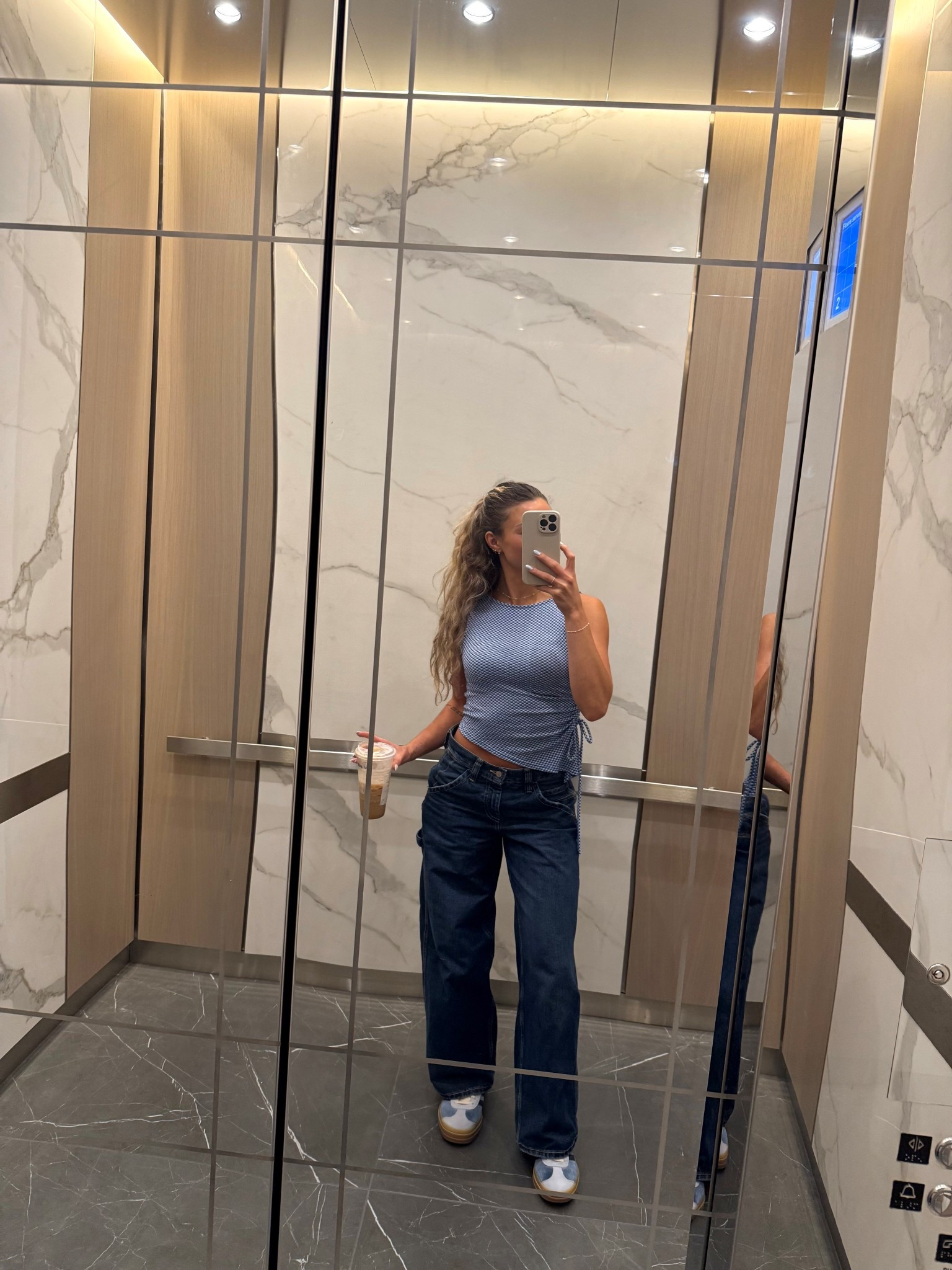 monochrome work look!! 