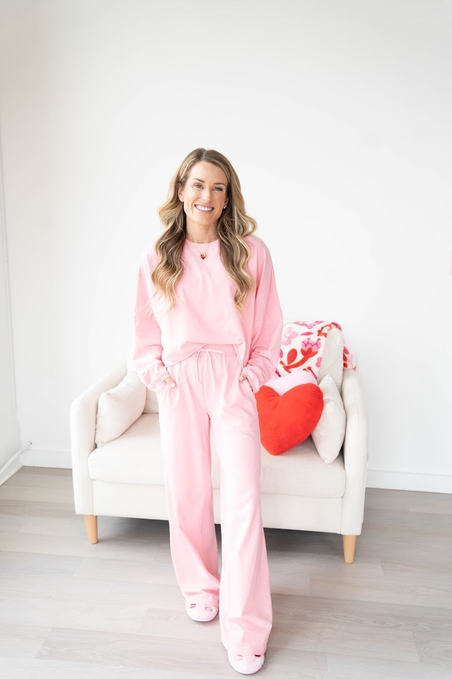 The cutest Valentine’s Day outfits!

Target fashion  winter fashion  matching set  casual outfit  sweatpants  winter outfit  Galentine’s Day outfit  trendy fashion  mom outfit

#LTKmomlife #LTKgrwm #LTKootd