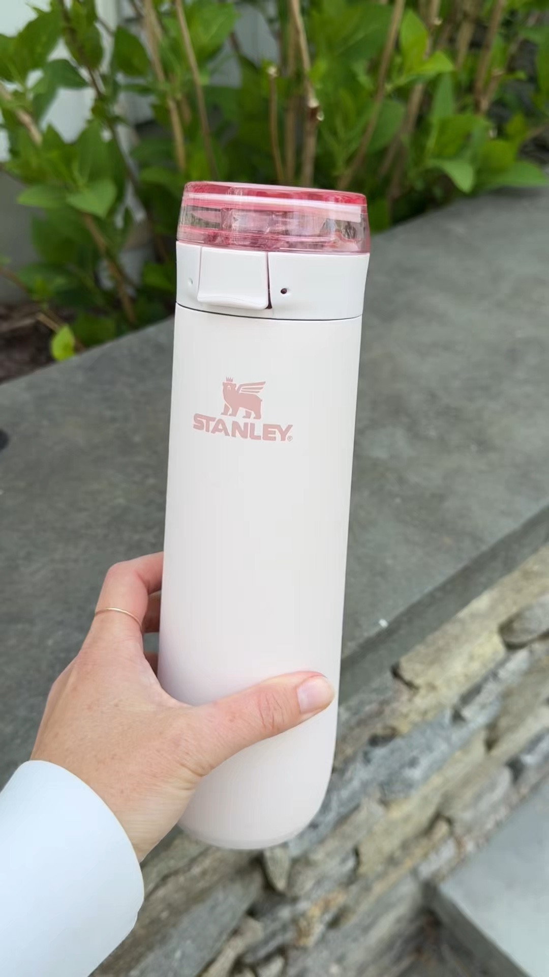 the NEW Stanley Flowstate spring bottle just launched! It’s leakproof and I LOVE that it has a carry lanyard 

@stanley1913_brand #stanleypartner 

#LTKTravel #LTKKids